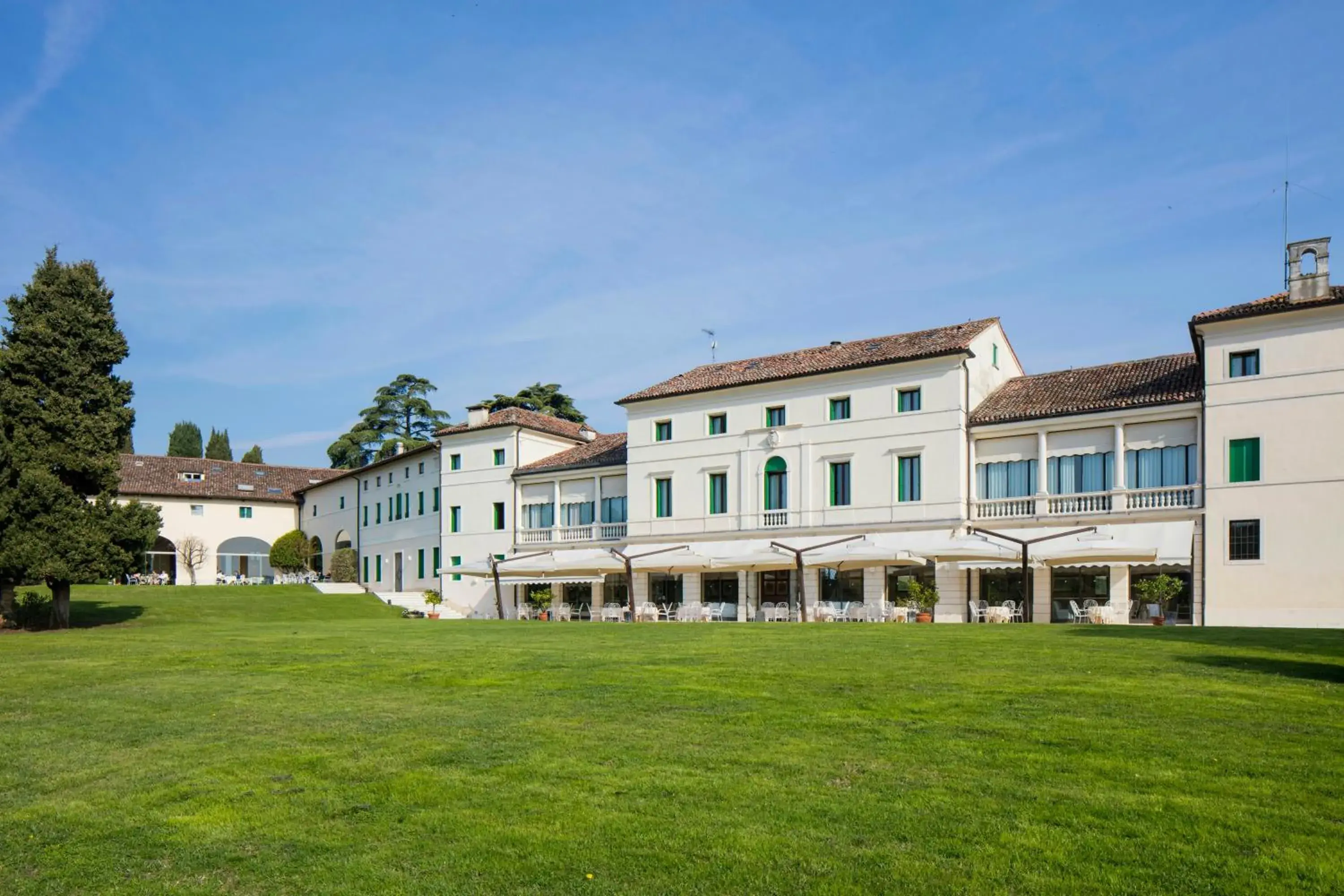 Property building in Villa Michelangelo Vicenza – Starhotels Collezione Property building in Villa Michelangelo Vicenza – Starhotels Collezione