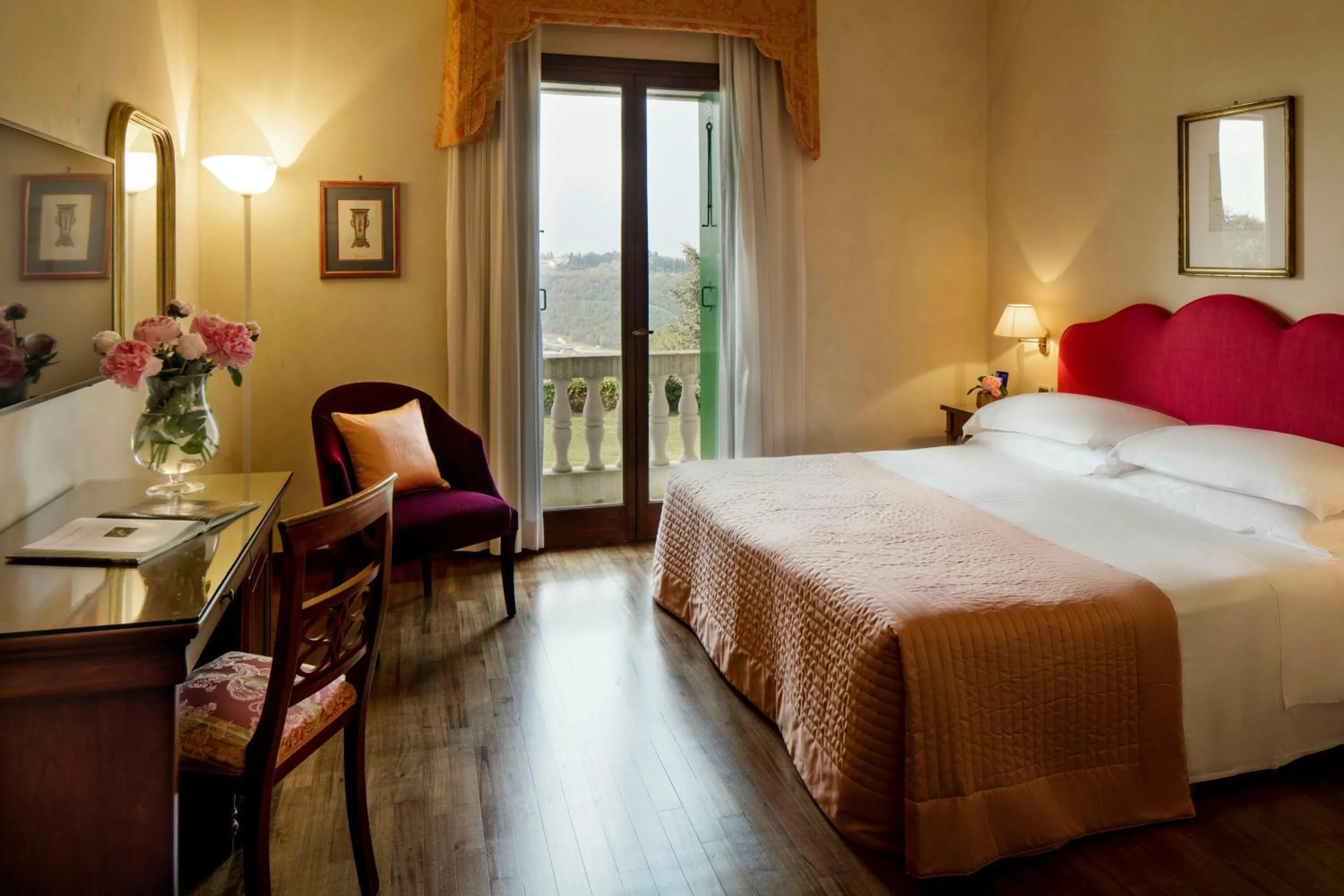 Photo of the whole room, Bed in Villa Michelangelo Vicenza – Starhotels Collezione