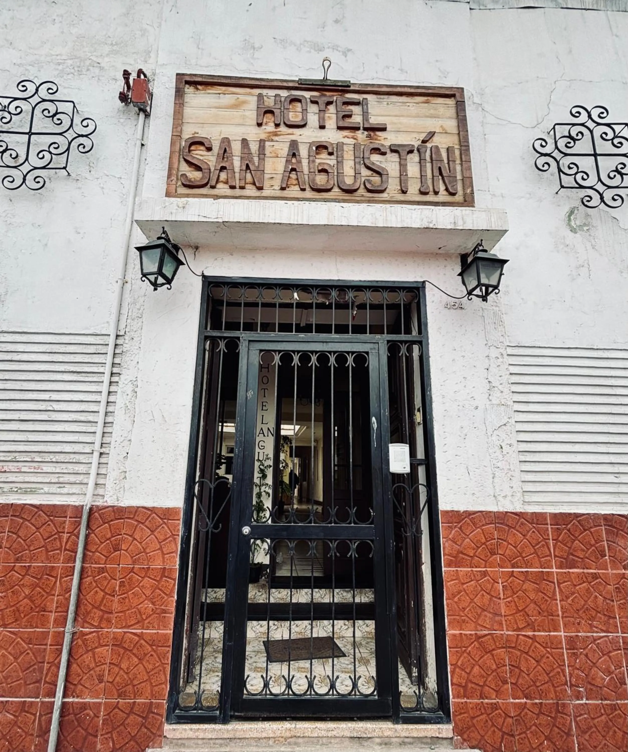 Facade/entrance in Hotel San Agustin