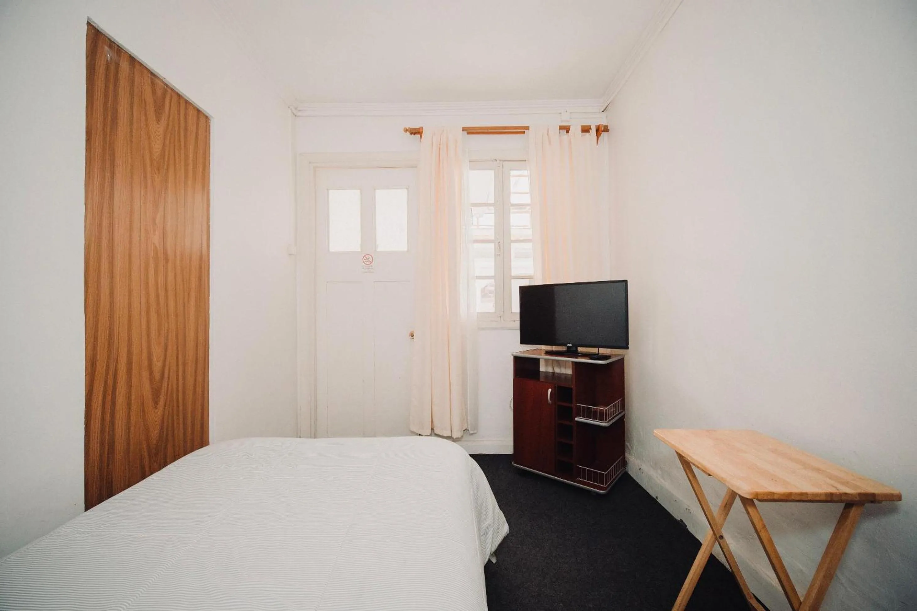 Photo of the whole room, Bed in Hotel San Agustin