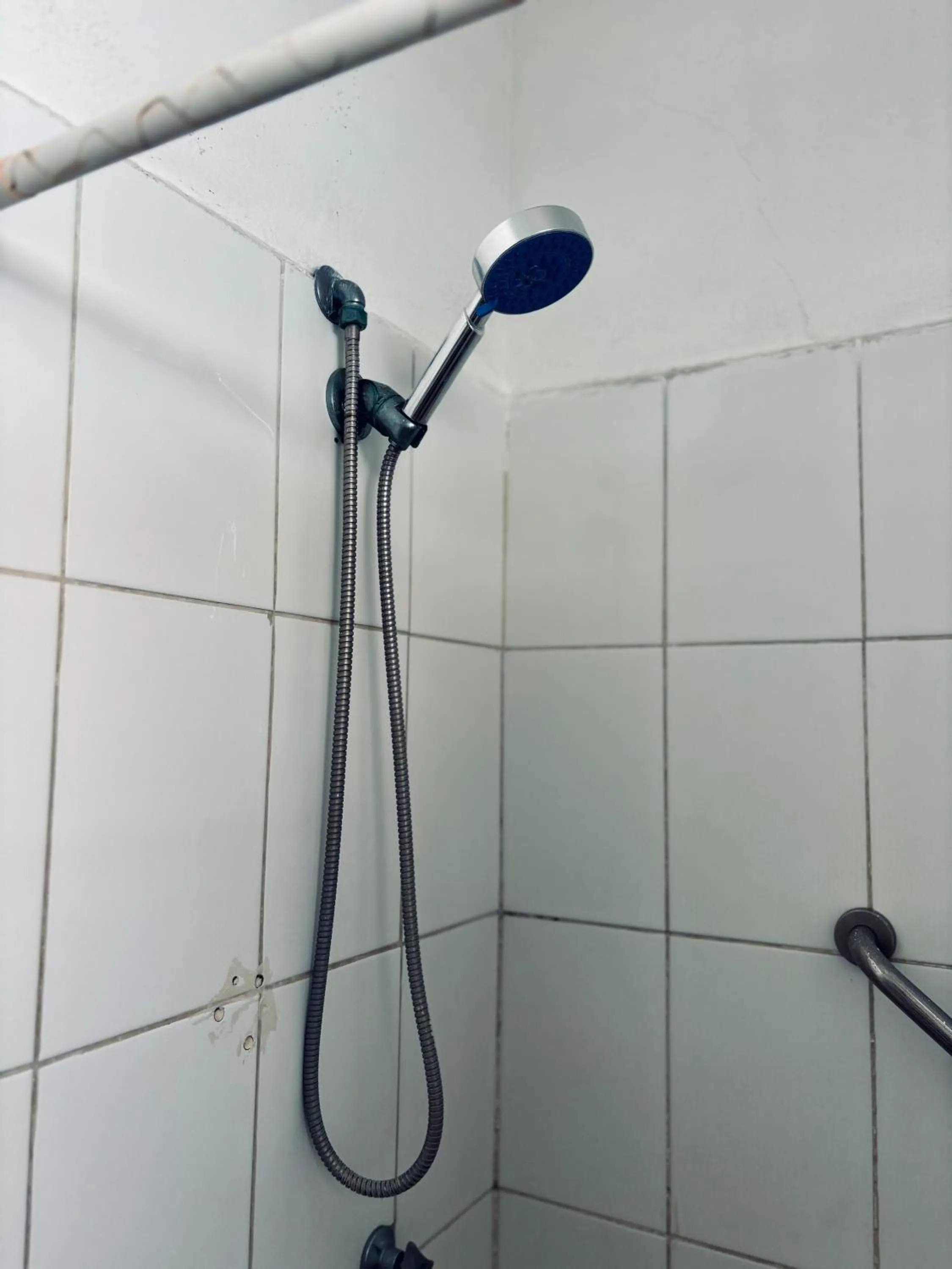 Shower in Hotel San Agustin