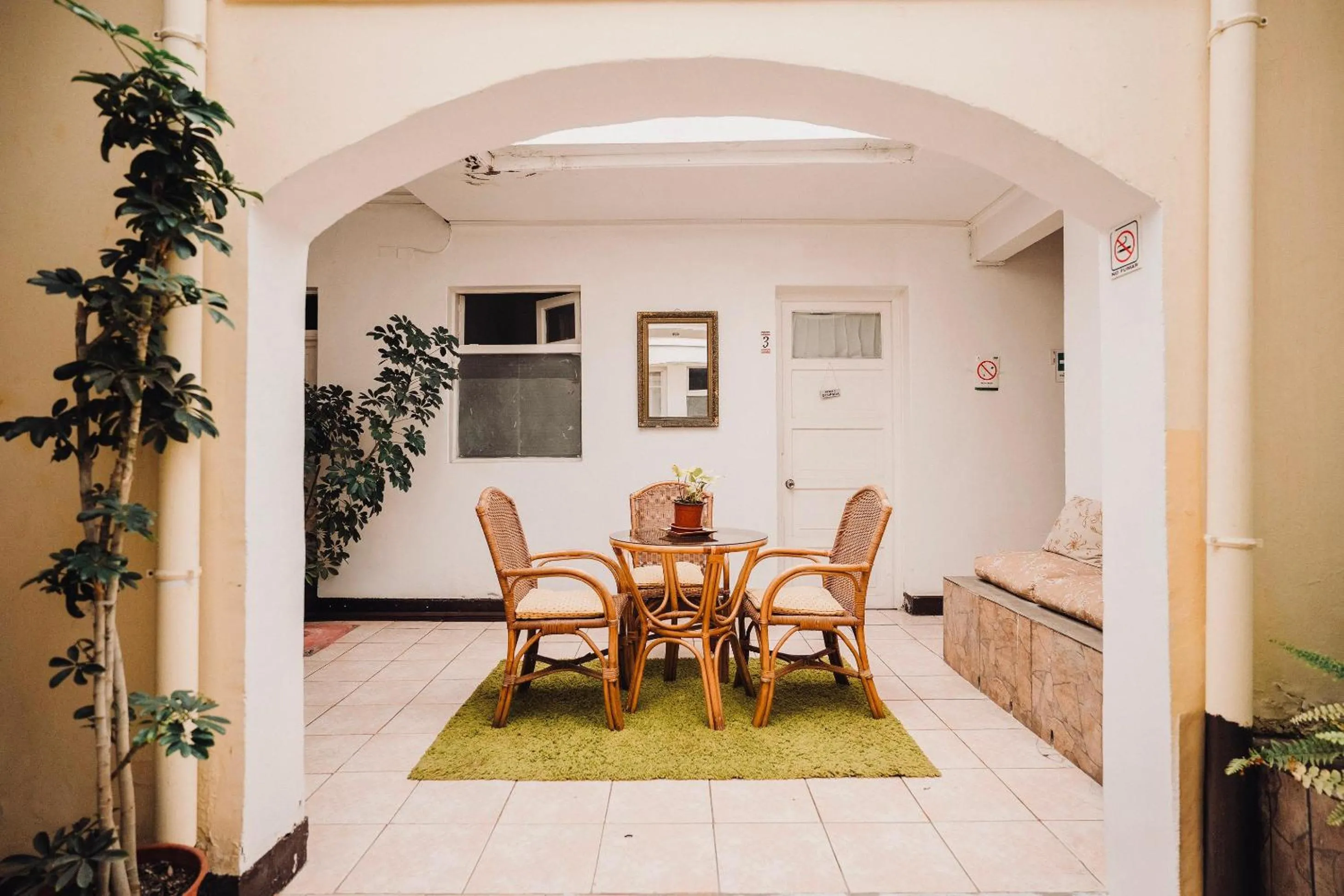 Seating area in Hotel San Agustin