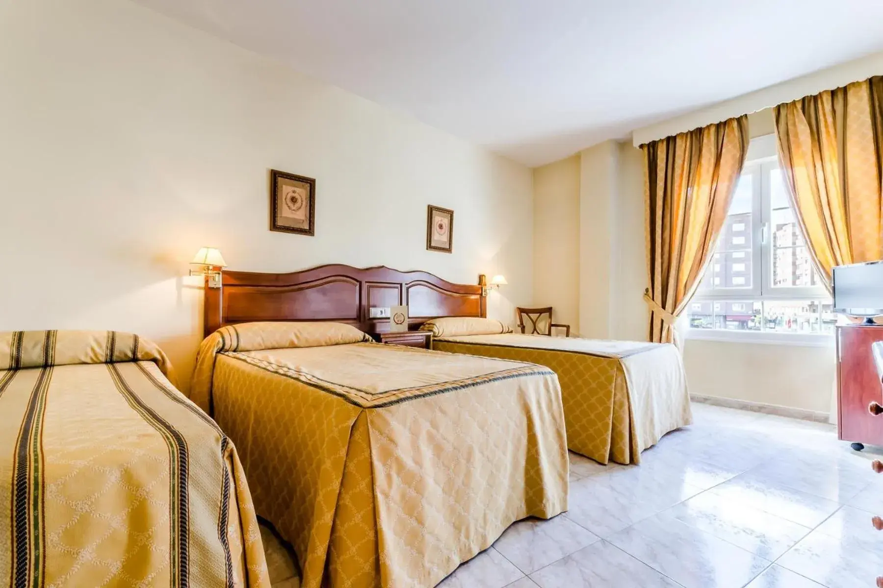 Bedroom, Bed in Roma Aurea Bedroom, Bed in Roma Aurea