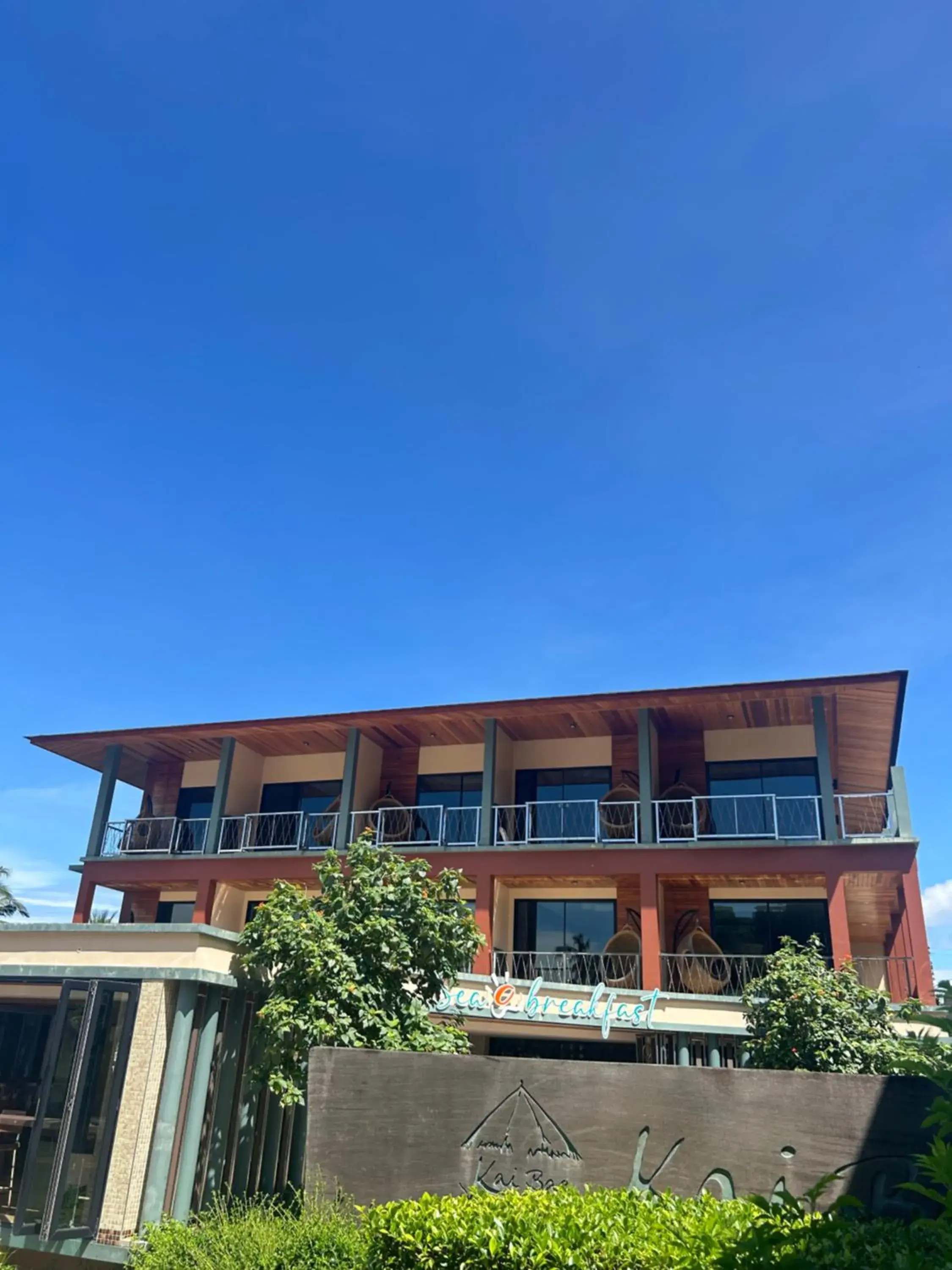 Property building in Kai Bae Beach Resort Koh Chang Property building in Kai Bae Beach Resort Koh Chang