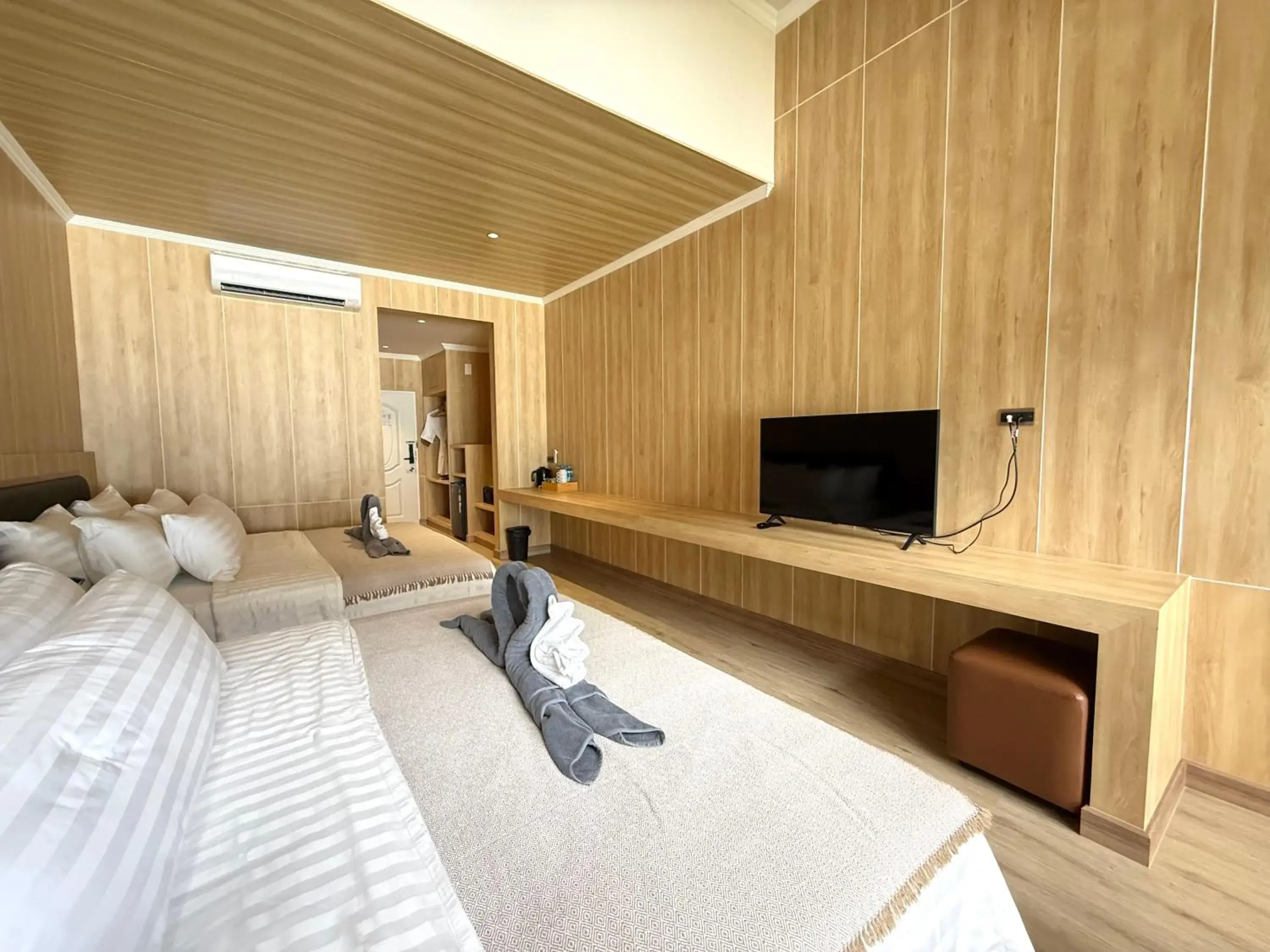 Bed in Kai Bae Beach Resort Koh Chang Bed in Kai Bae Beach Resort Koh Chang