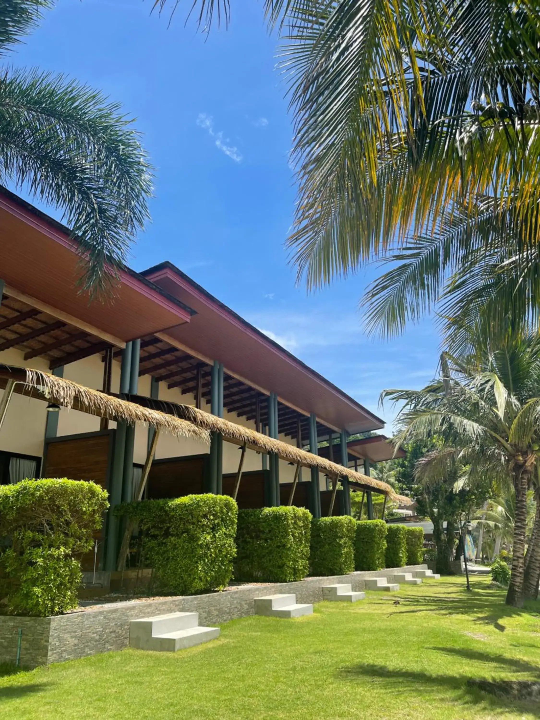 Property building in Kai Bae Beach Resort Koh Chang Property building in Kai Bae Beach Resort Koh Chang