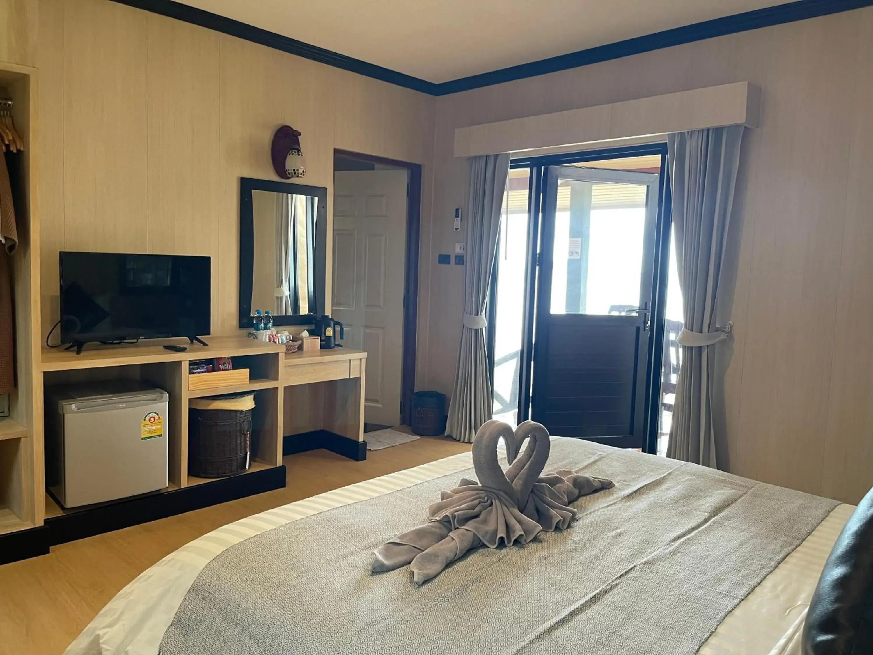 Bedroom, Bed in Kai Bae Beach Resort Koh Chang Bedroom, Bed in Kai Bae Beach Resort Koh Chang