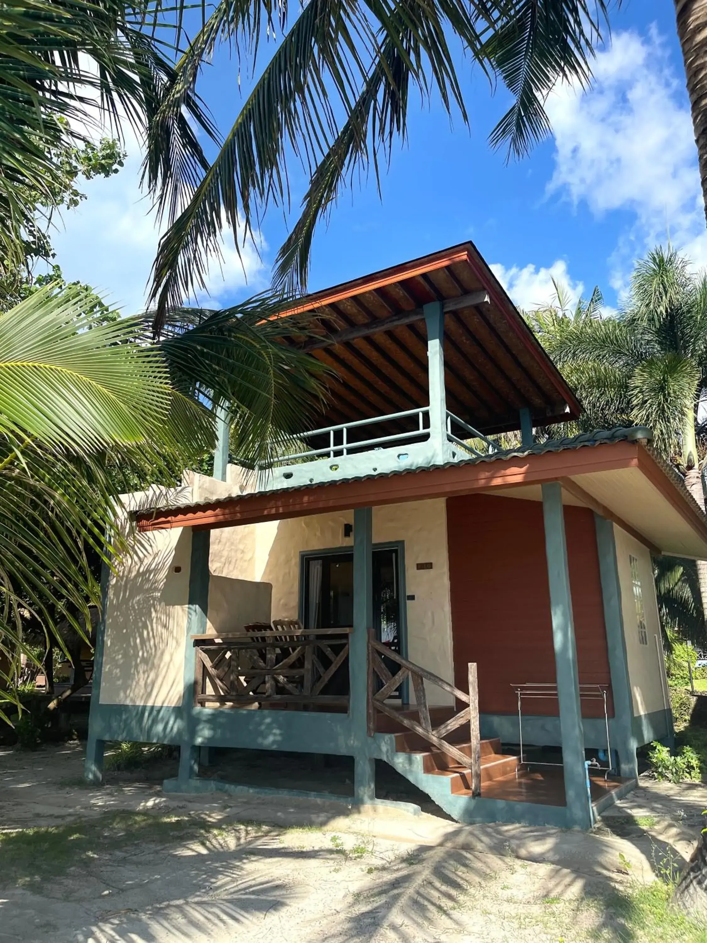 Property building in Kai Bae Beach Resort Koh Chang Property building in Kai Bae Beach Resort Koh Chang