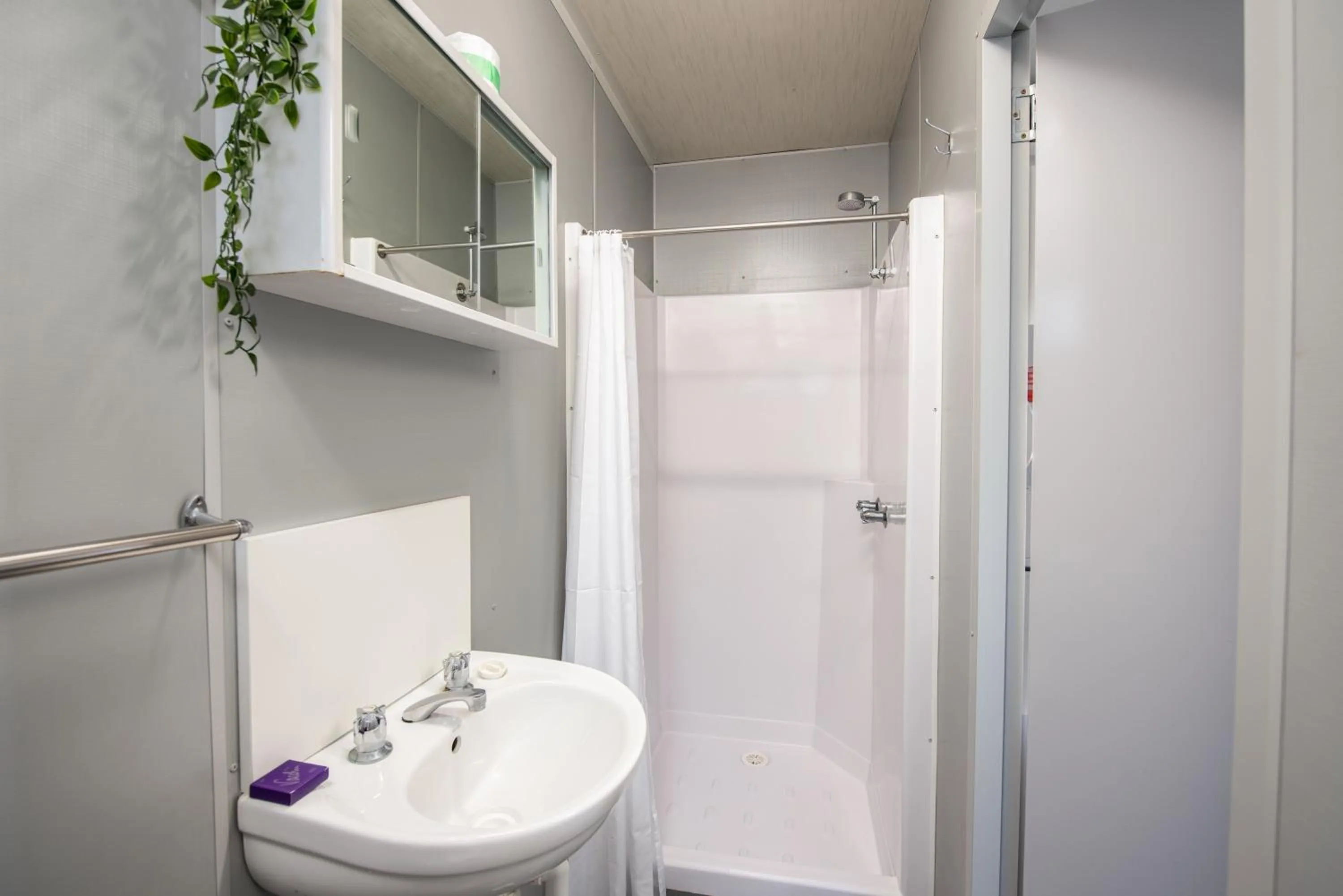 Bathroom in Ingenia Holidays Lake Macquarie