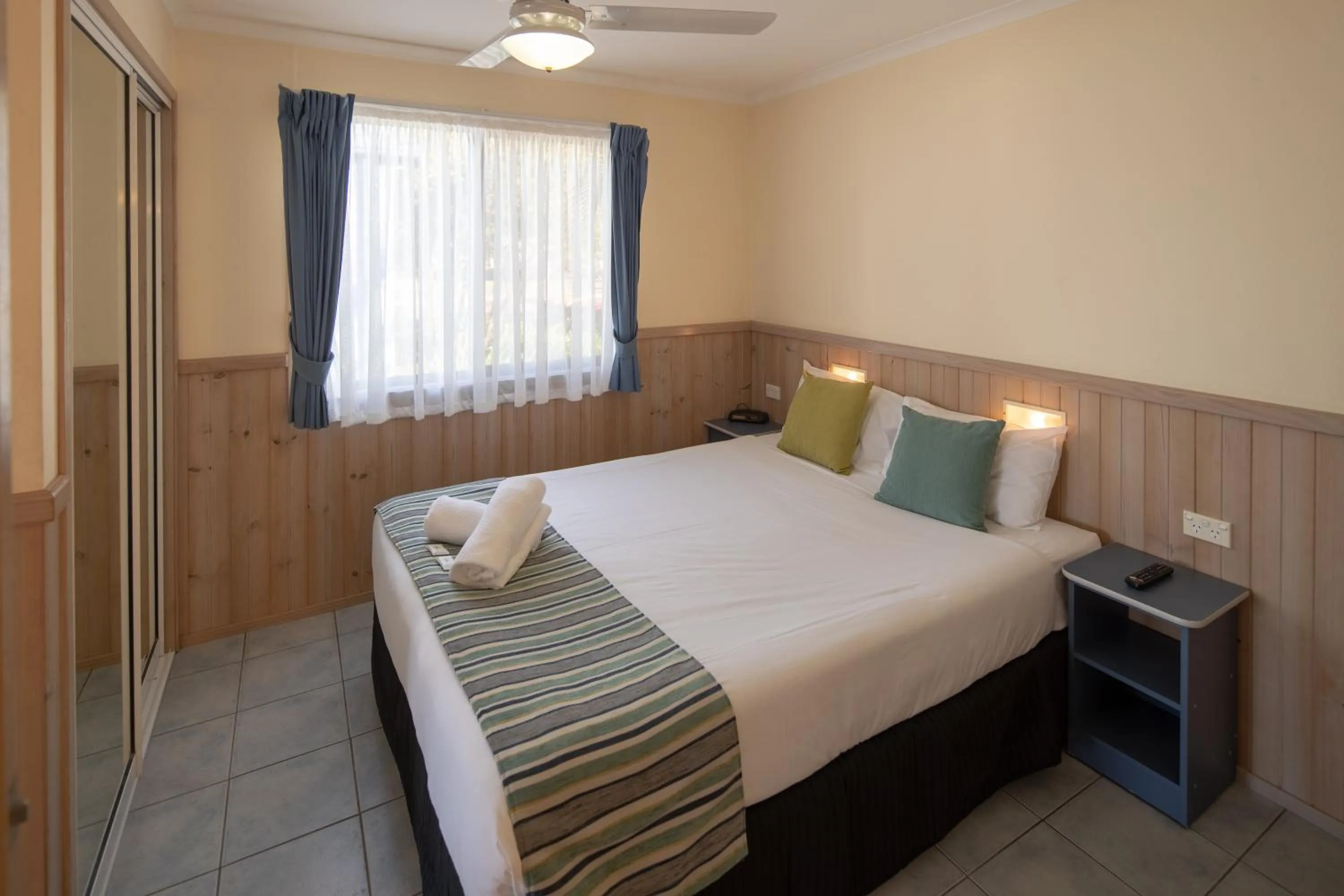 Bedroom, Bed in Ingenia Holidays Lake Macquarie