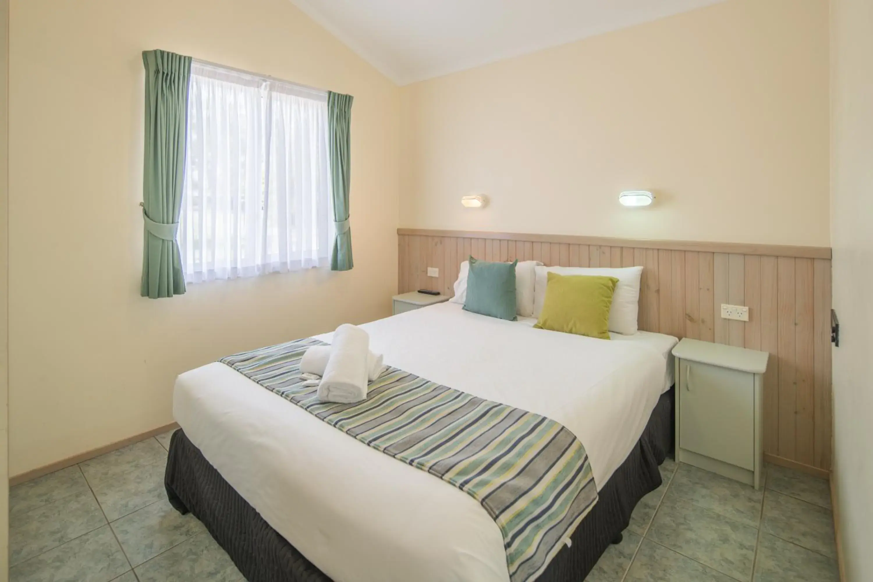 Poolside Villa in Ingenia Holidays Lake Macquarie Poolside Villa in Ingenia Holidays Lake Macquarie