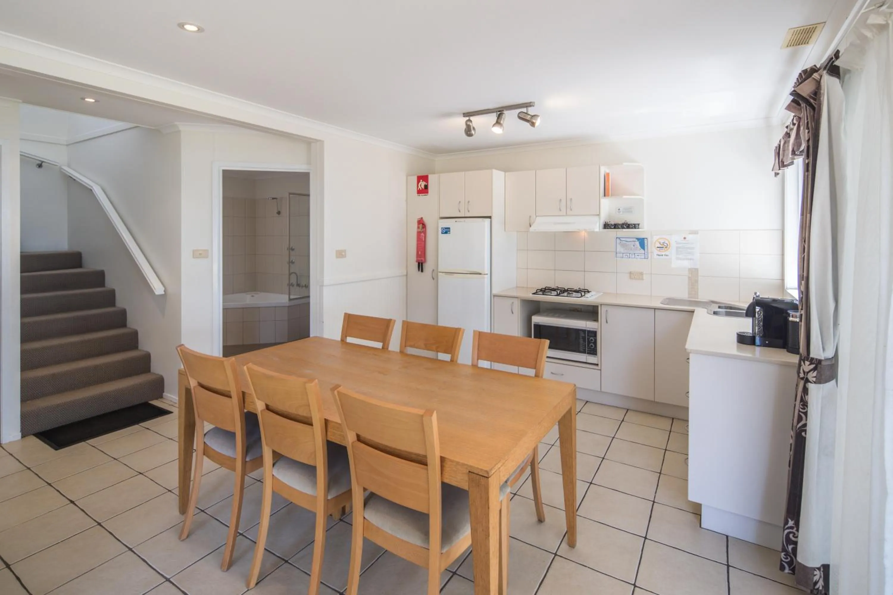 Dining area in Ingenia Holidays Lake Macquarie