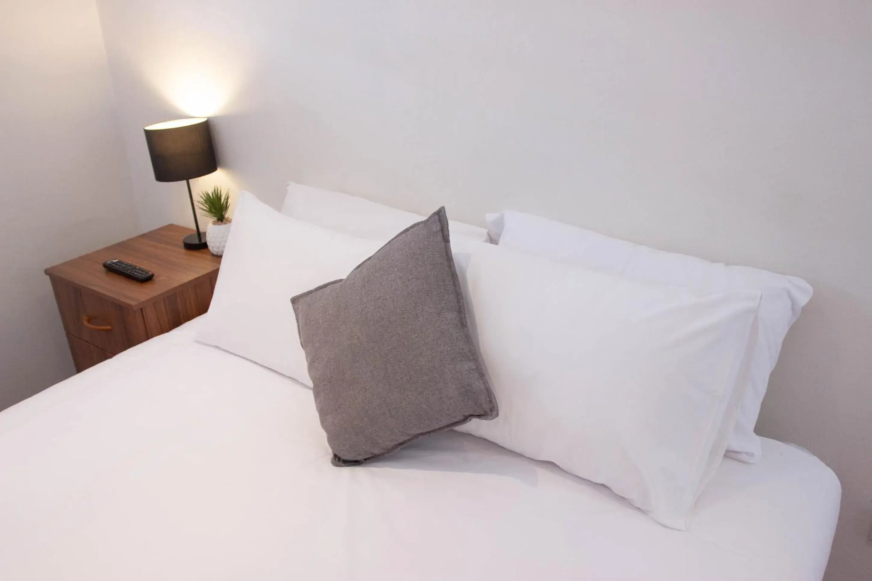 Bedroom, Bed in Wiley Park Hotel Bedroom, Bed in Wiley Park Hotel