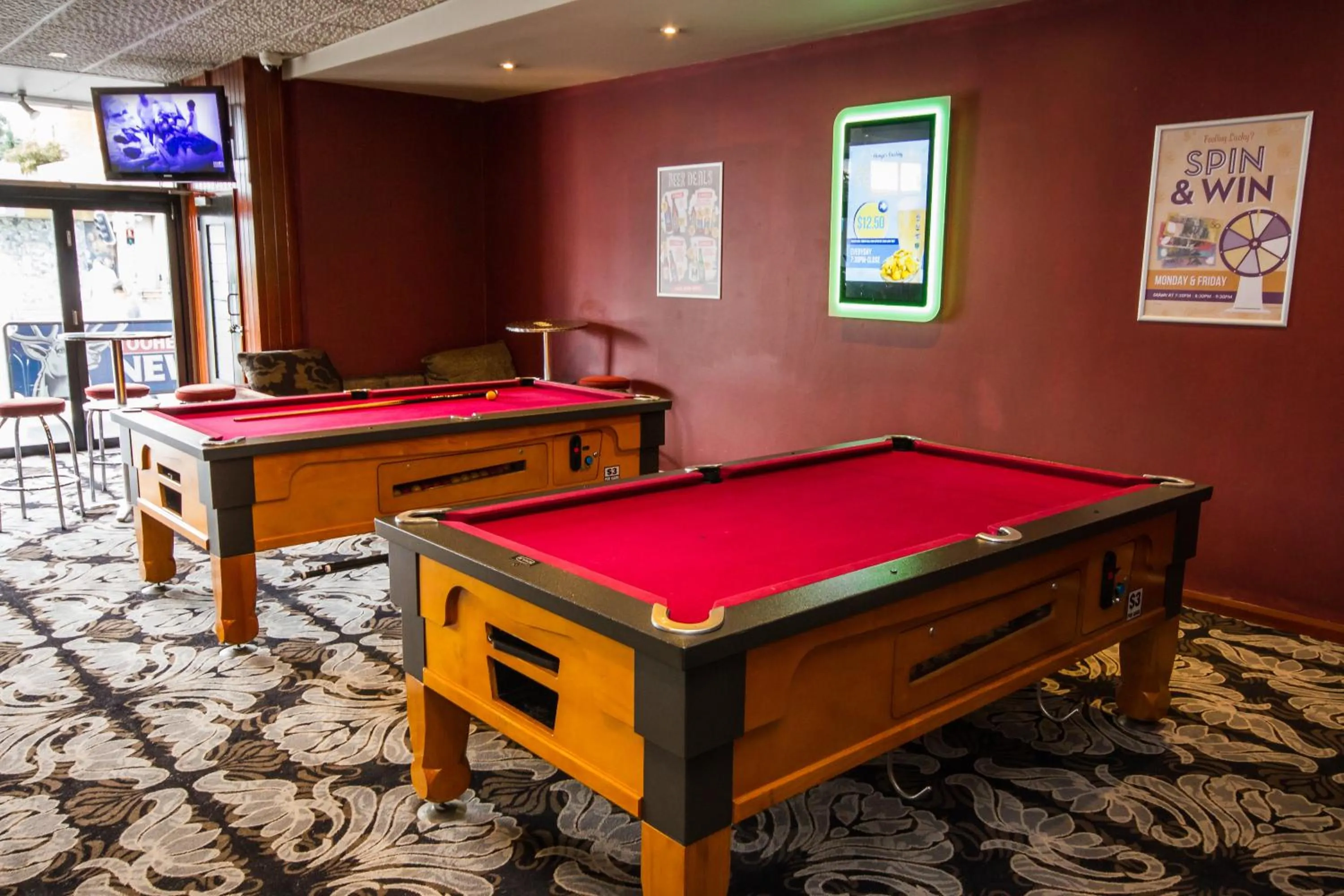 Billiard in Wiley Park Hotel
