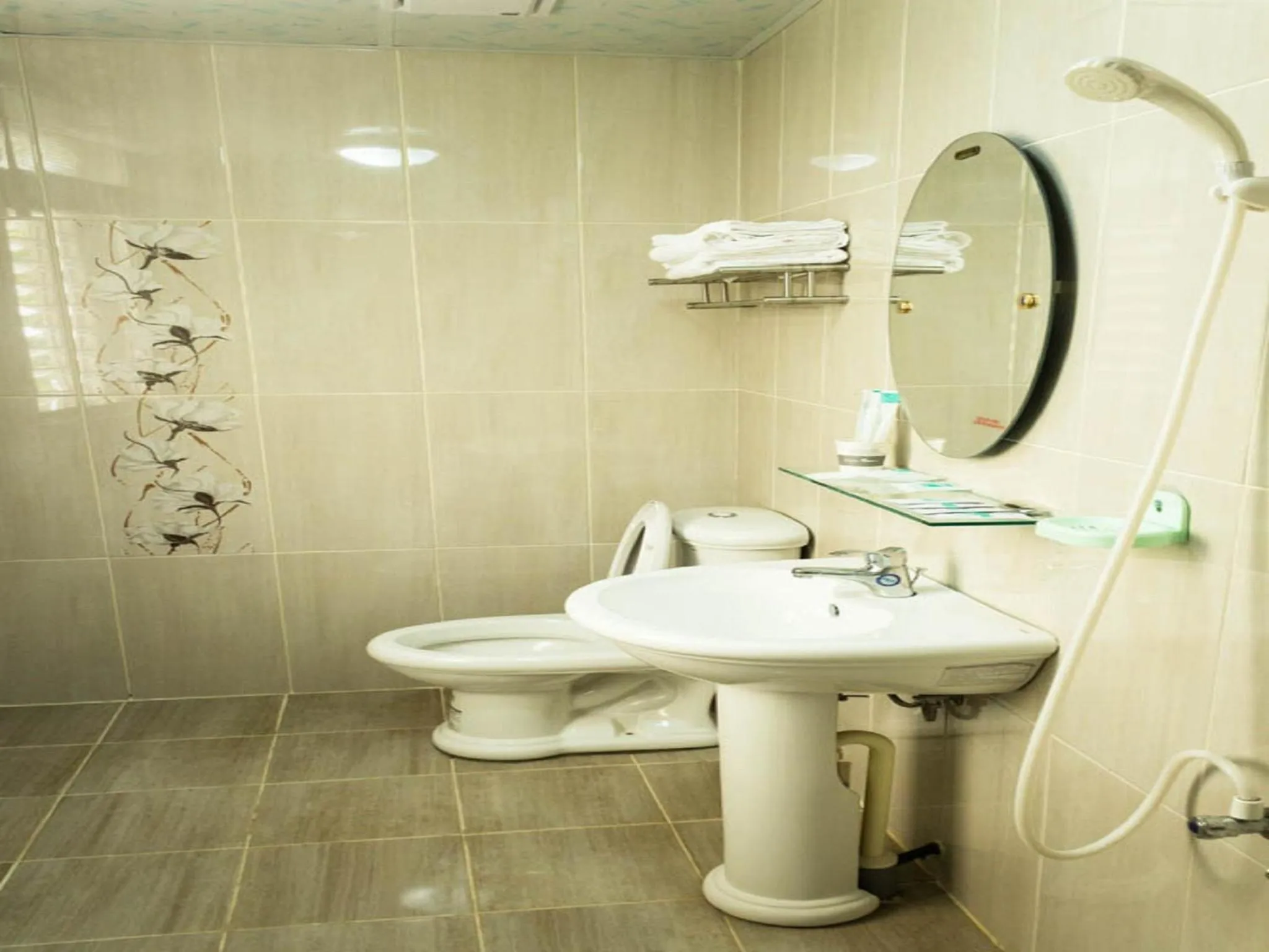 Shower in Lin Tea B&B