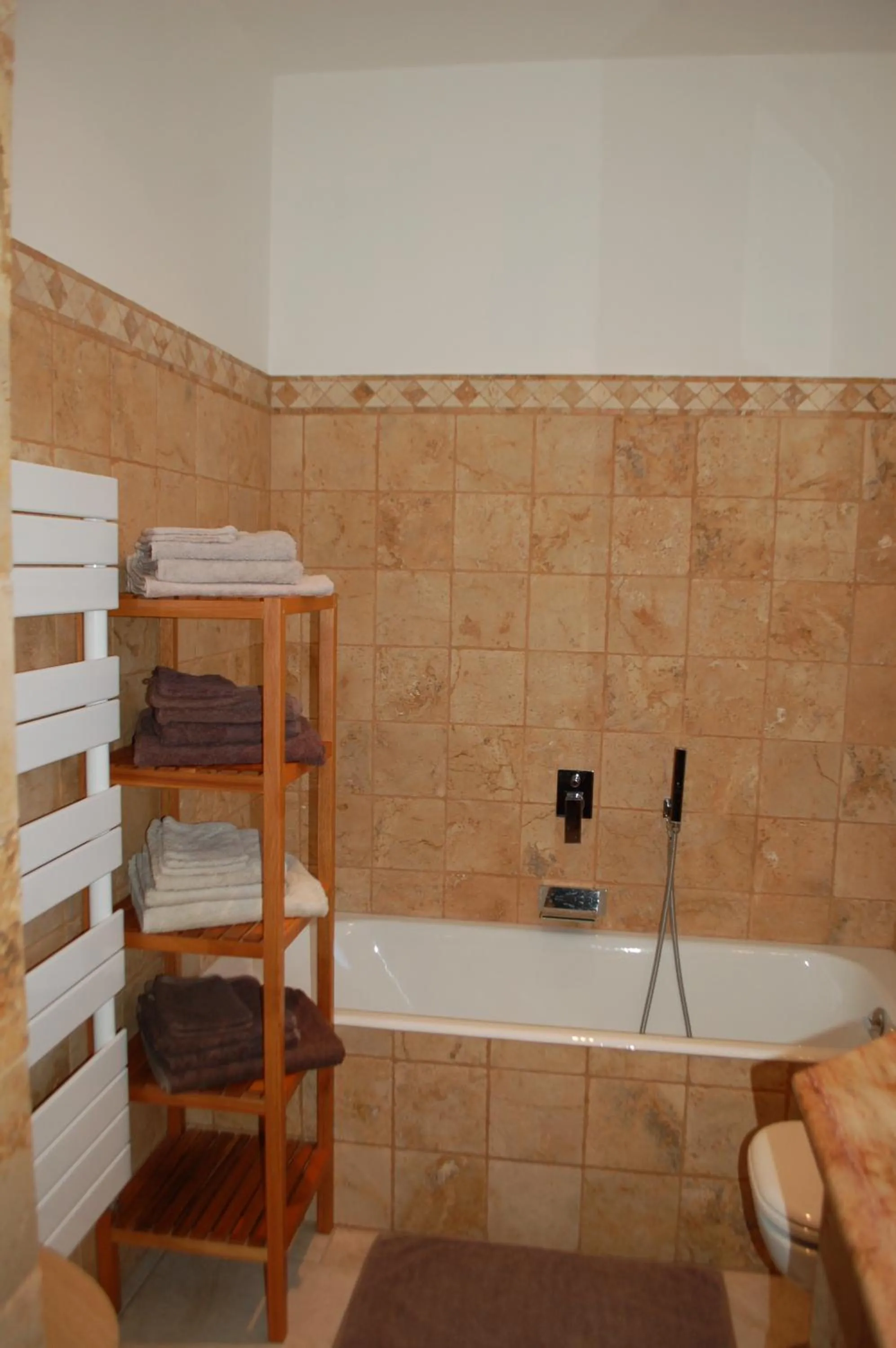 Bathroom in La Lézardière