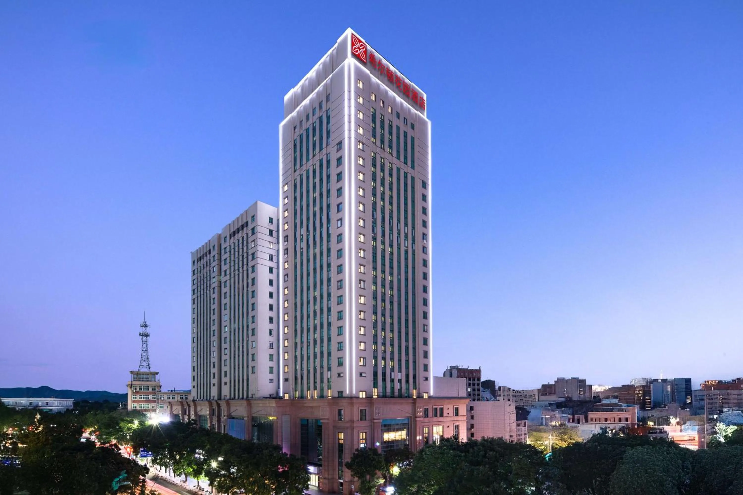Property building in Hilton Garden Inn Chengde Mountain Resort