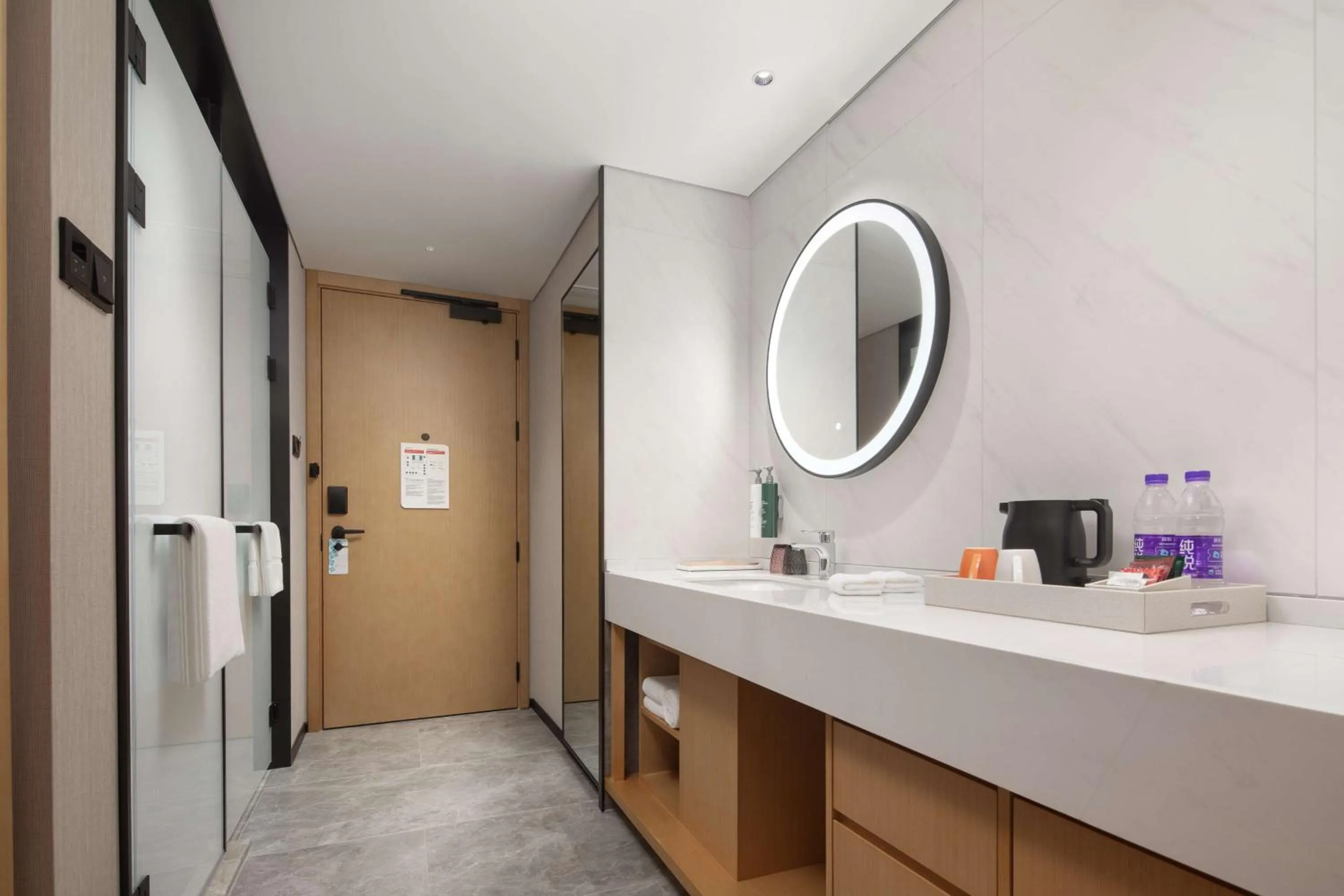 Bathroom in Hilton Garden Inn Chengde Mountain Resort