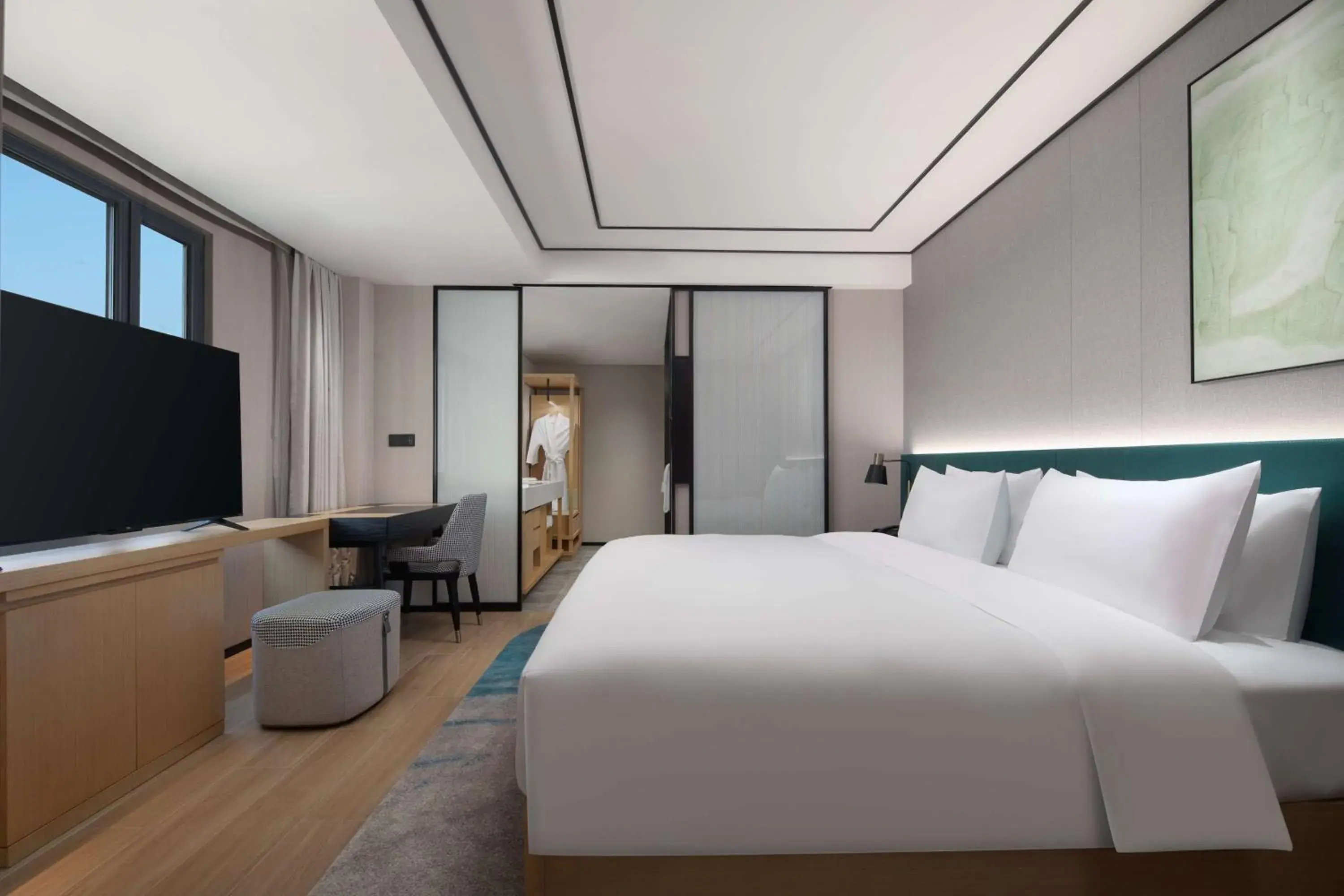 Deluxe King Room - Mountain View in Hilton Garden Inn Chengde Mountain Resort Deluxe King Room - Mountain View in Hilton Garden Inn Chengde Mountain Resort