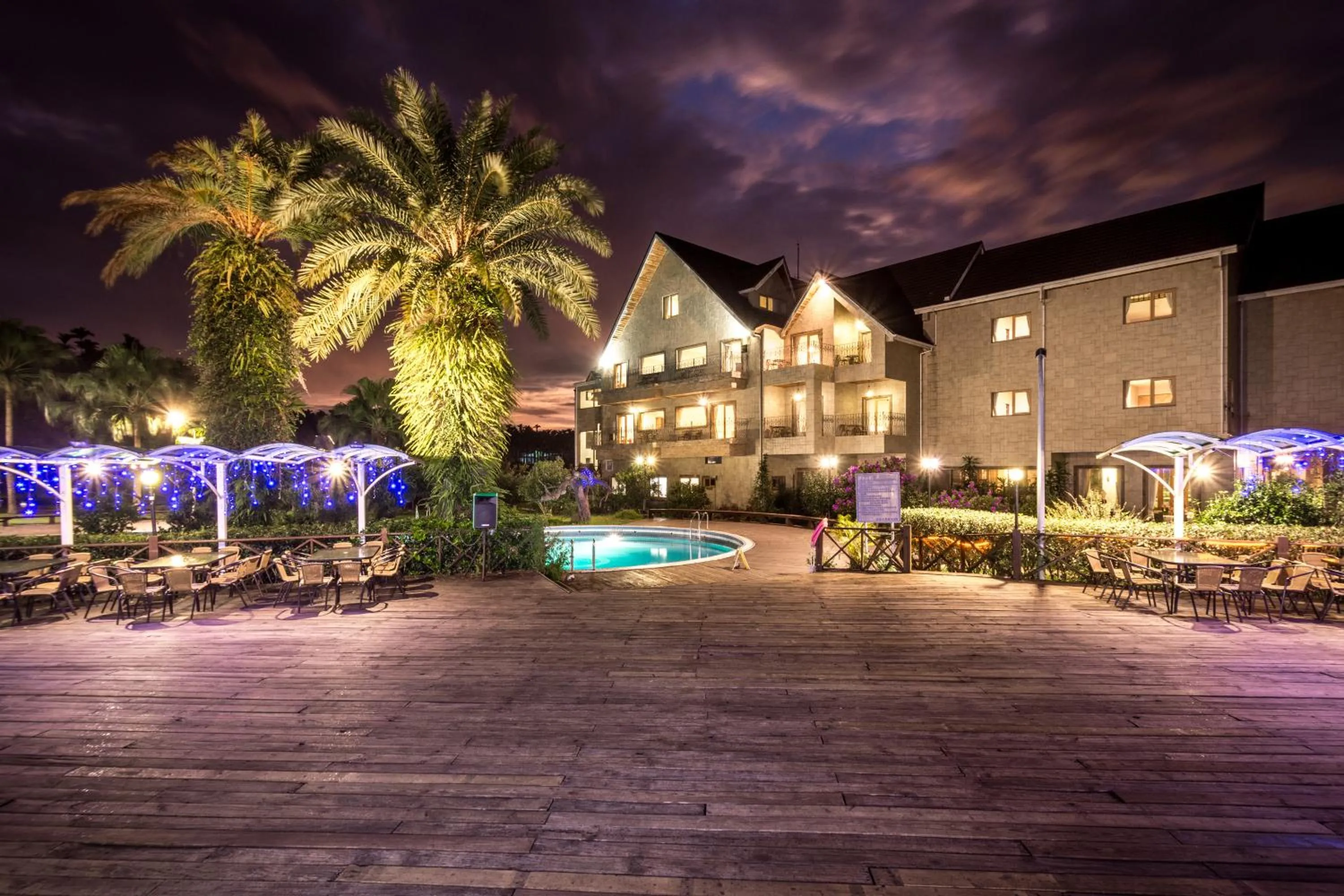 Swimming pool, Property Building in Crystal Resort