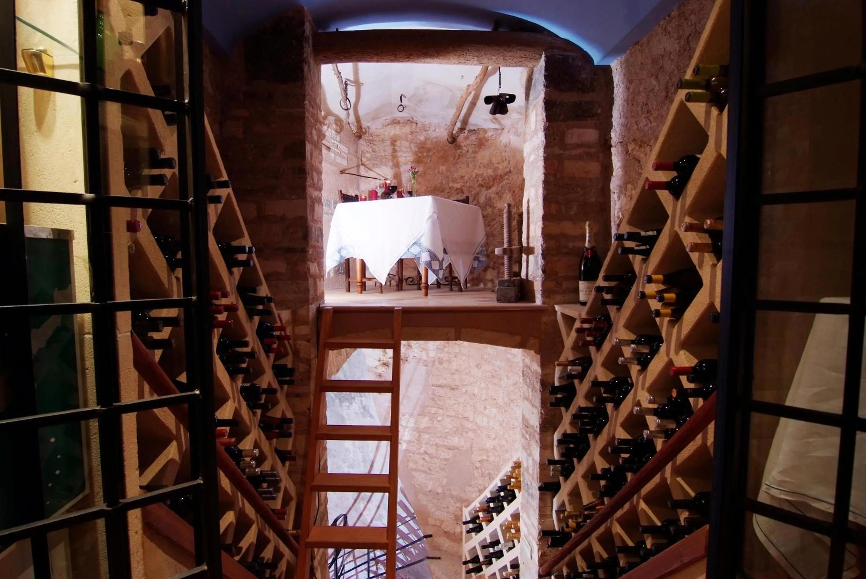 Restaurant/places to eat in Casal Santa Eulalia