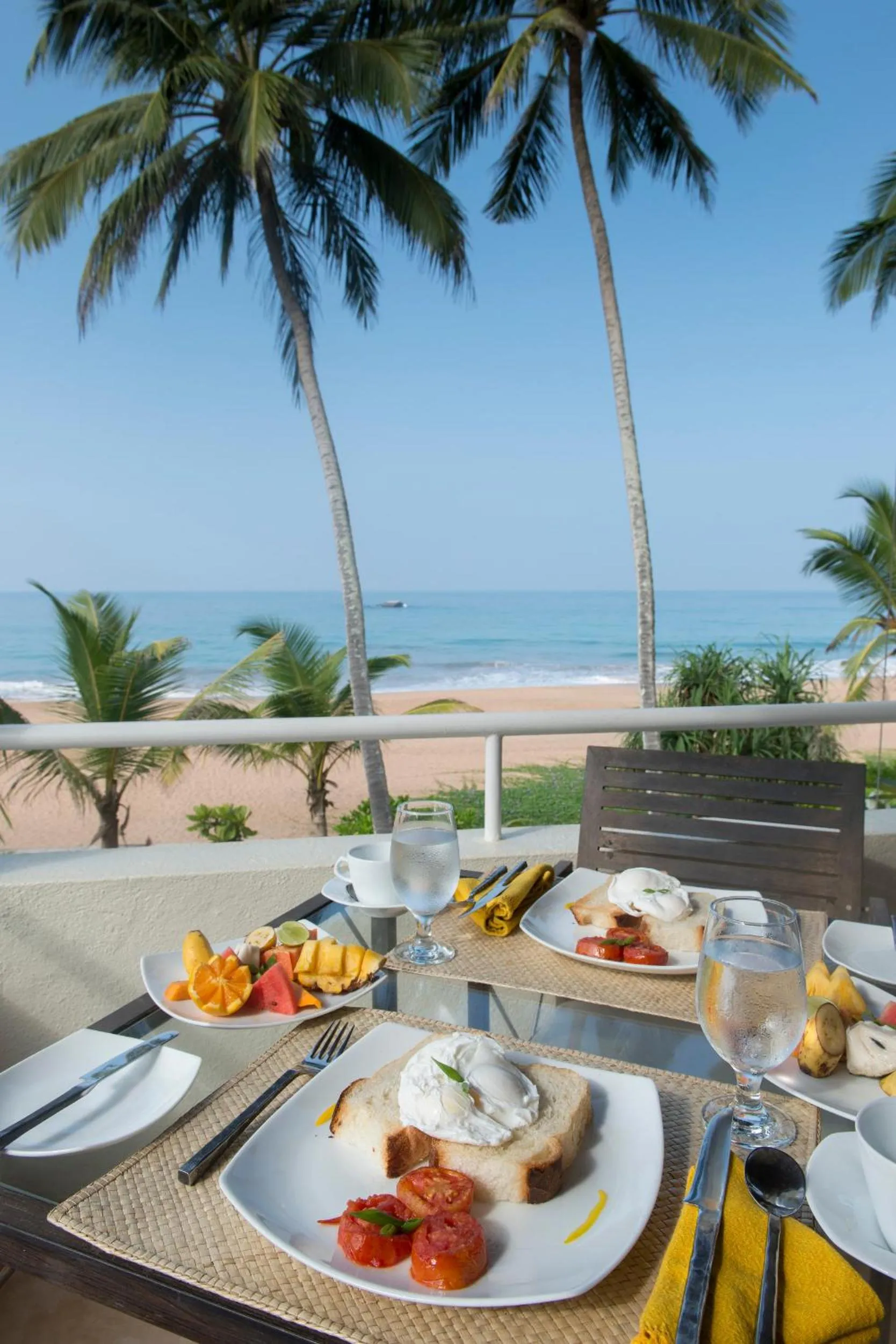 Food and drinks in Sri Villas