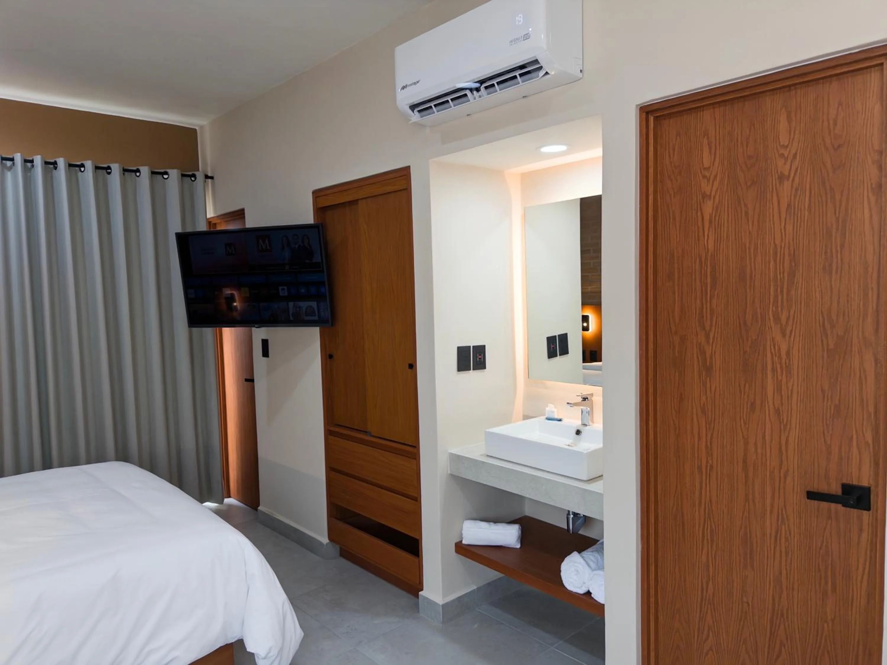 Bed in Kooch Aparthotel