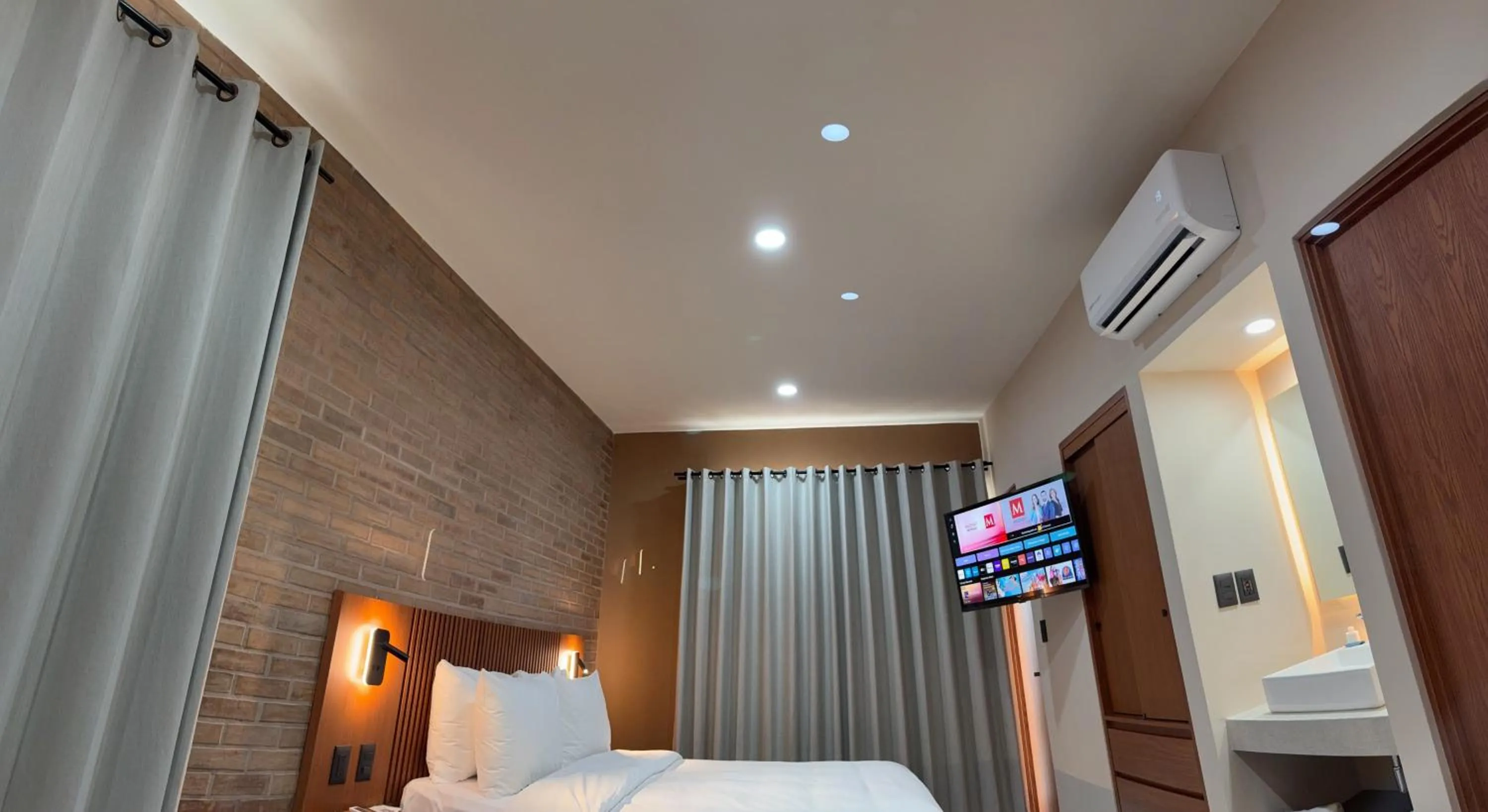 Bed in Kooch Aparthotel