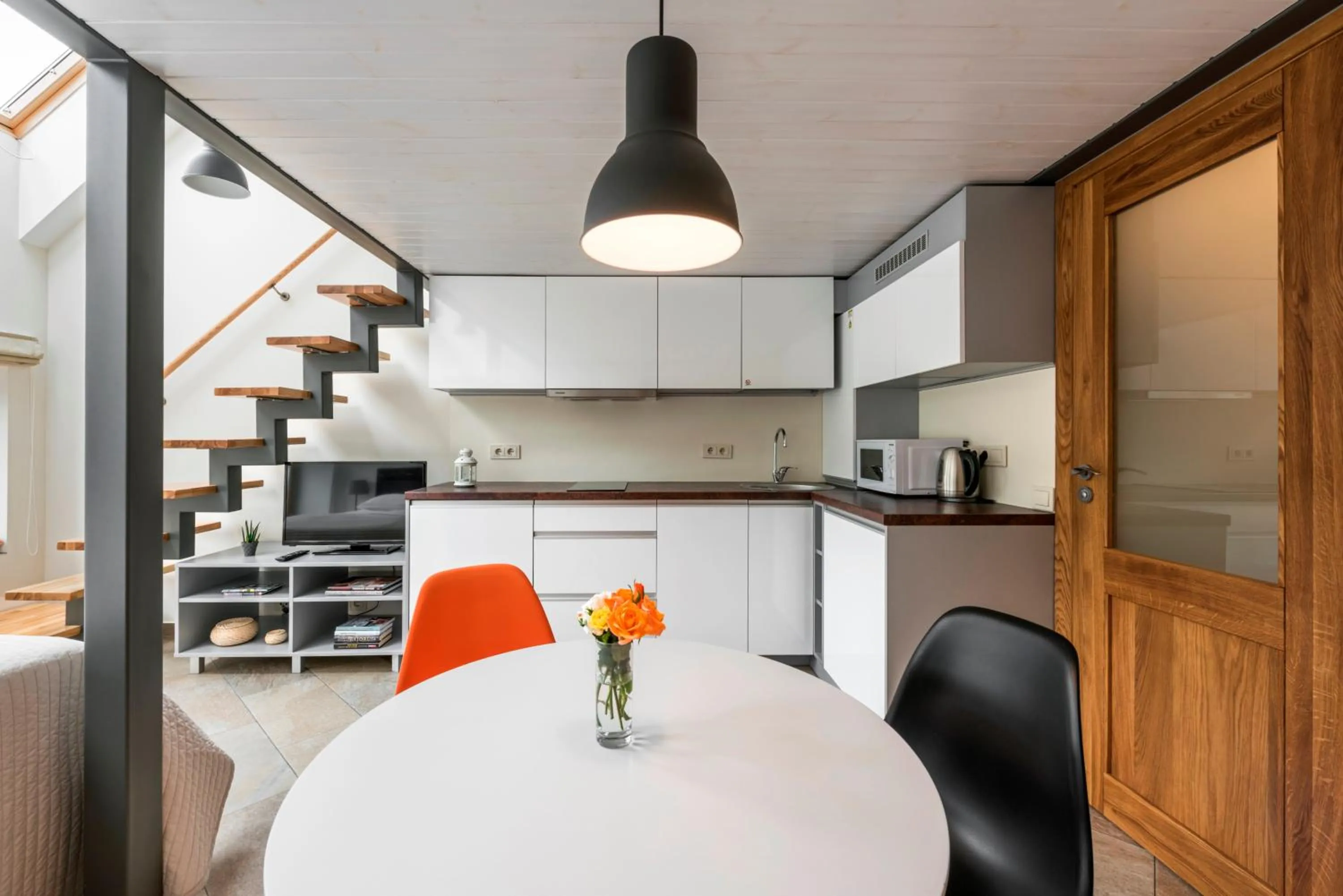 Kitchen or kitchenette in King Mindaugas Apartments