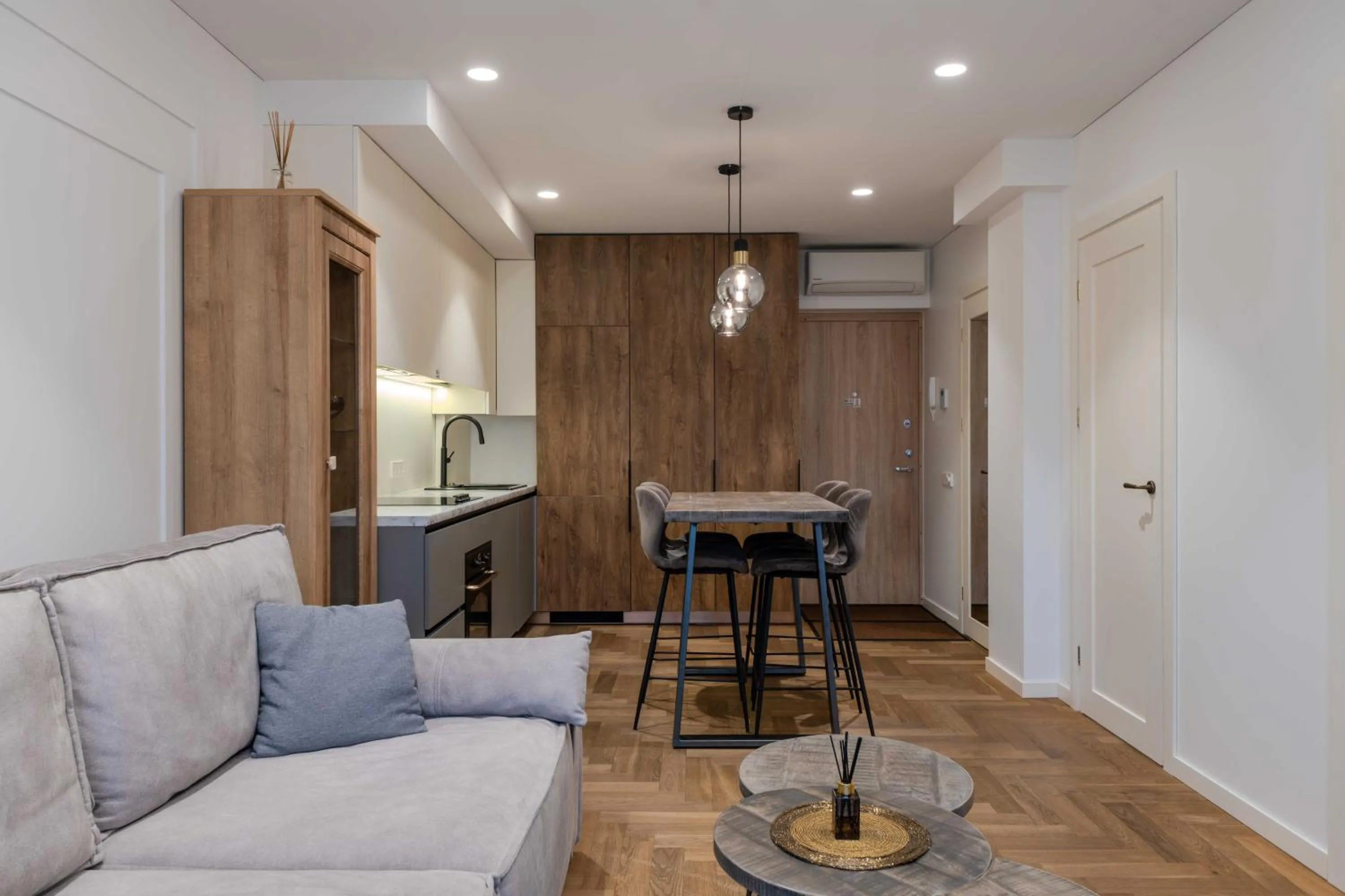 Kitchen or kitchenette in King Mindaugas Apartments