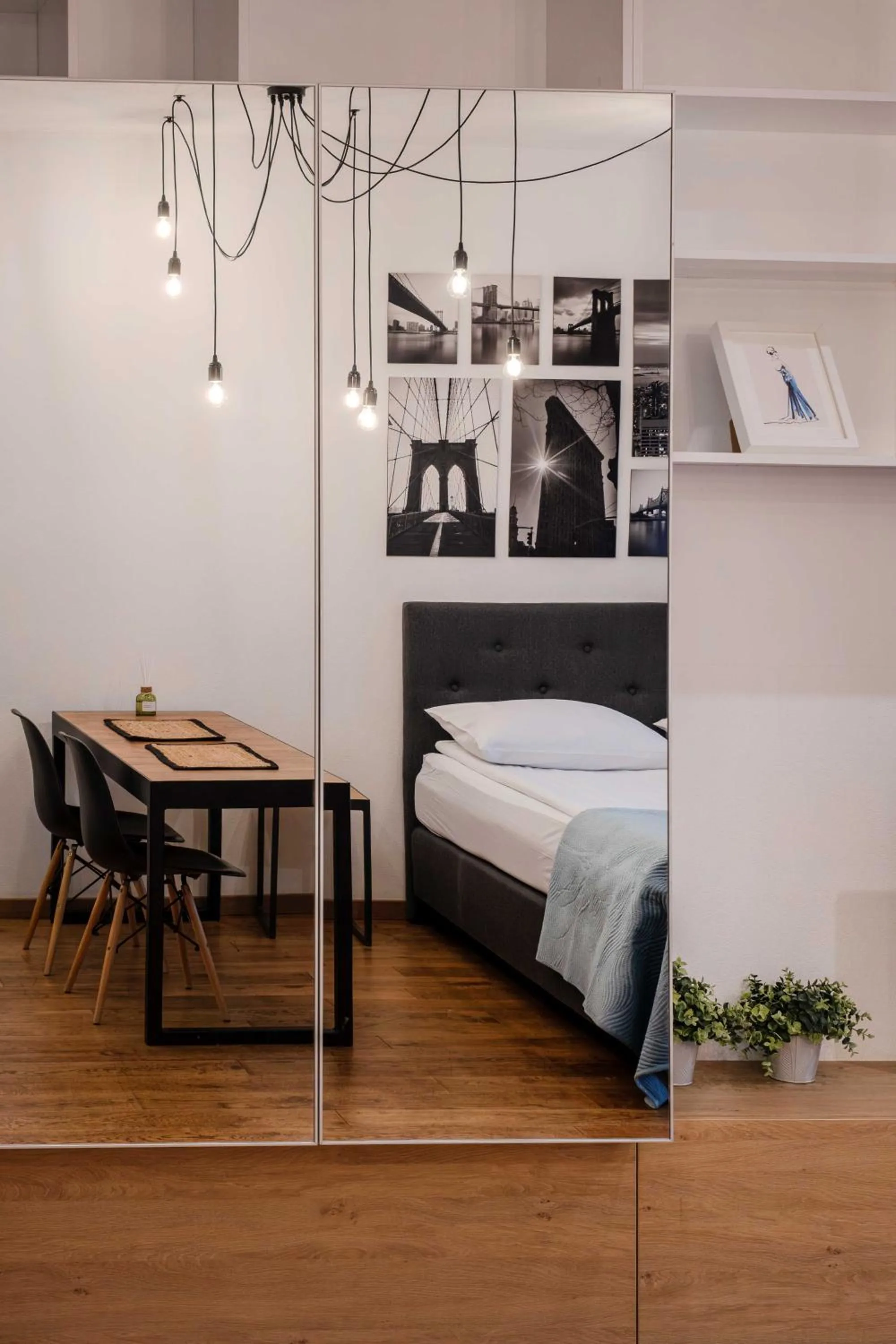 View (from property/room), Bed in King Mindaugas Apartments