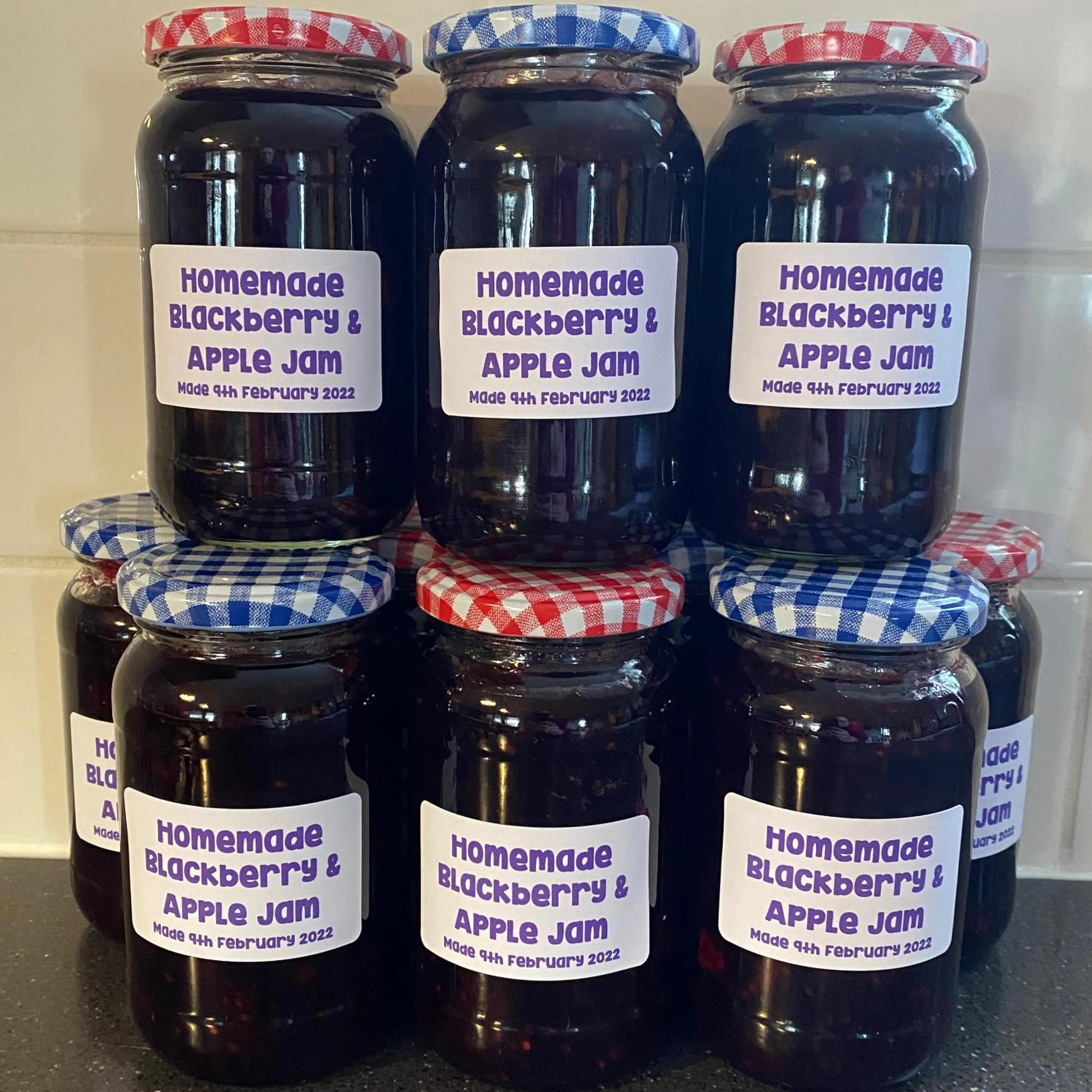 Breakfast in Off The Hill B&B