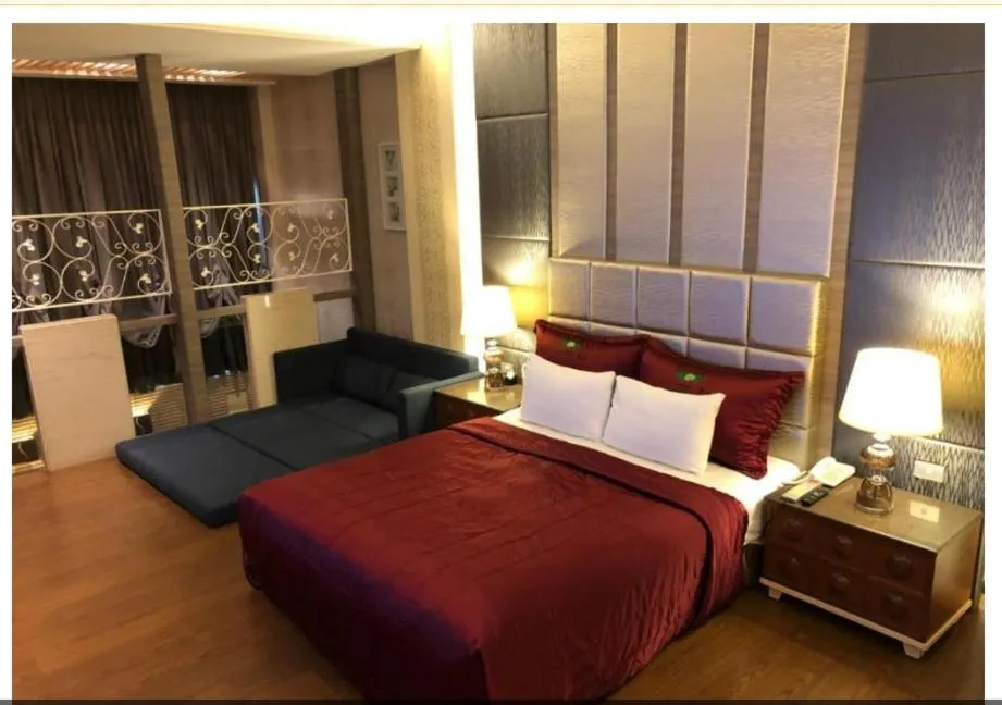 Bed in Lee Don Motel