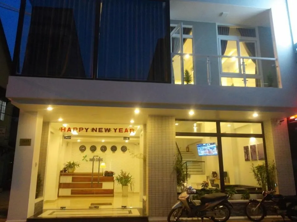 Facade/entrance in Xuan Cuong Hotel