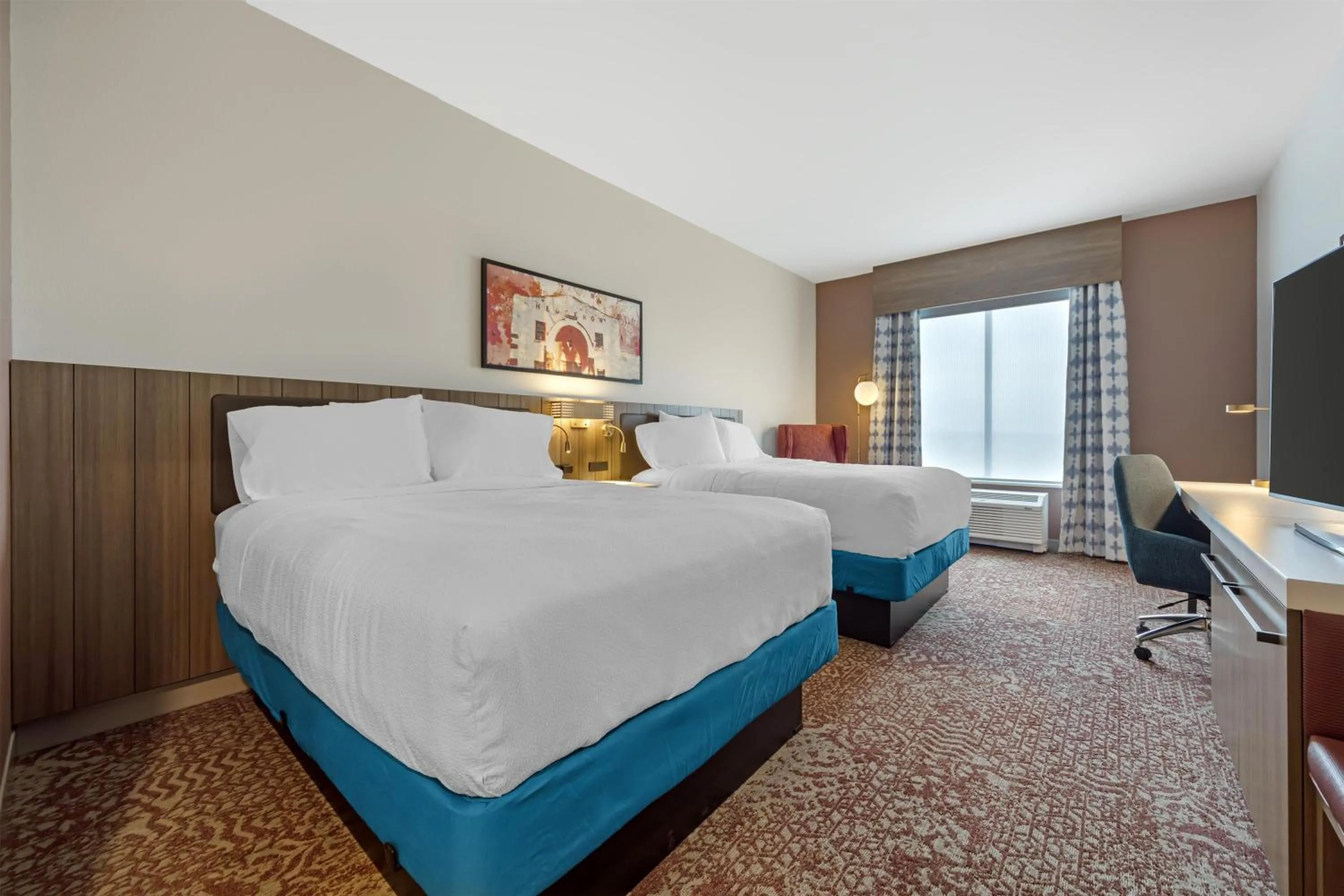 Bed in Hilton Garden Inn Media