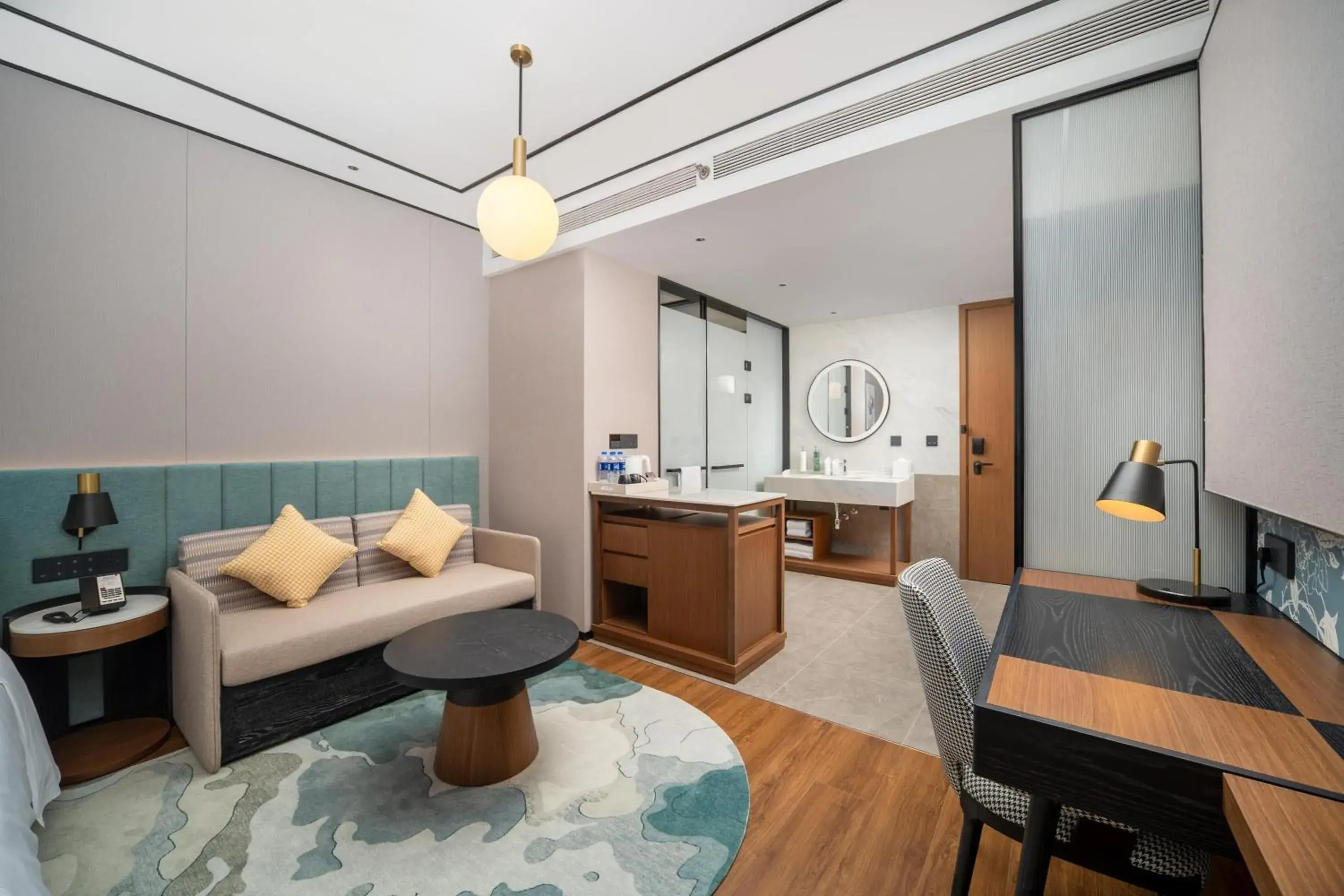 King Room - High Floor in Hilton Garden Inn Shanghai Changxing Island King Room - High Floor in Hilton Garden Inn Shanghai Changxing Island