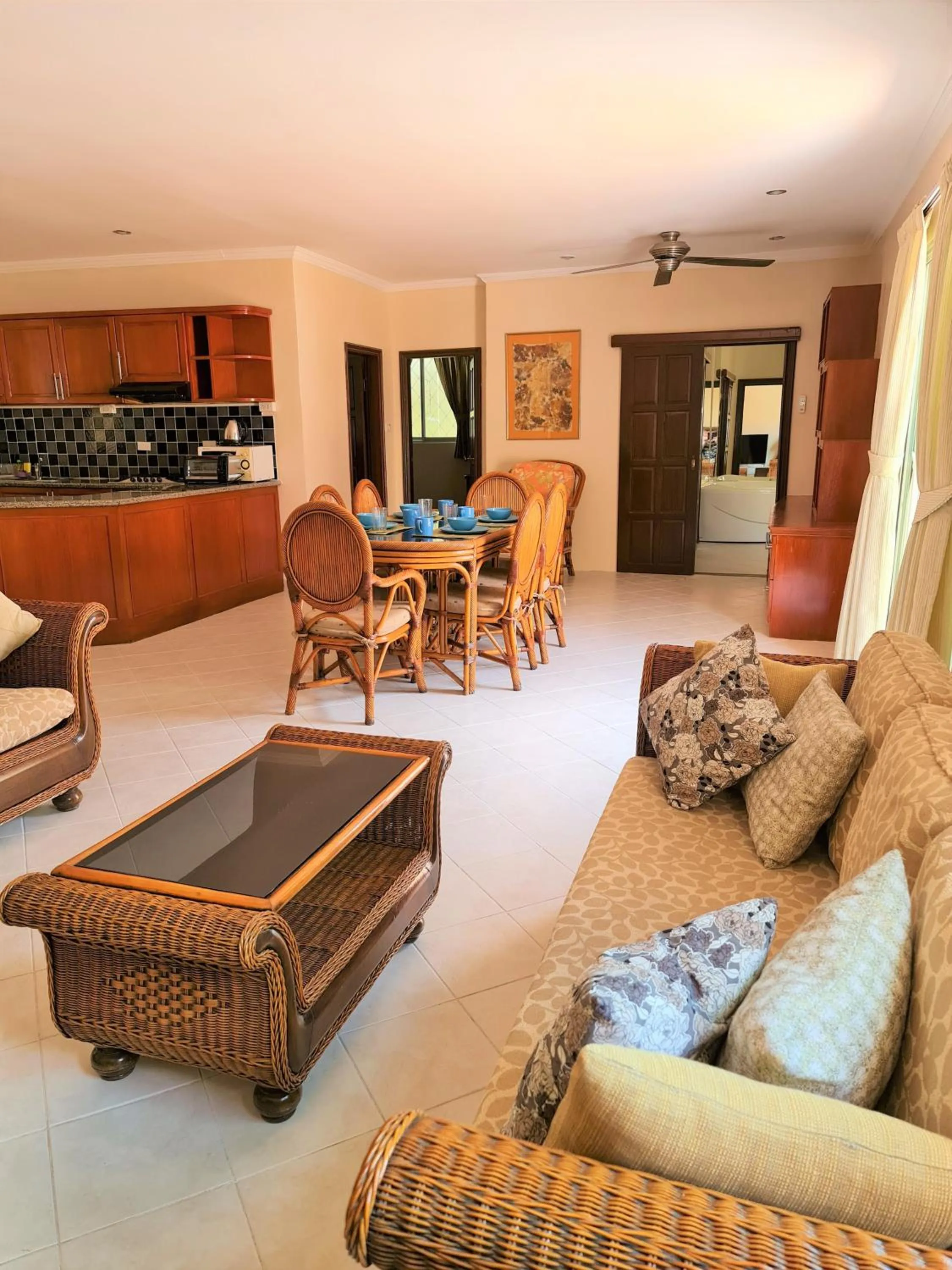 Living room, Seating Area in Butterfly Garden Boutique Residences by Luxury View SHA Extra Plus