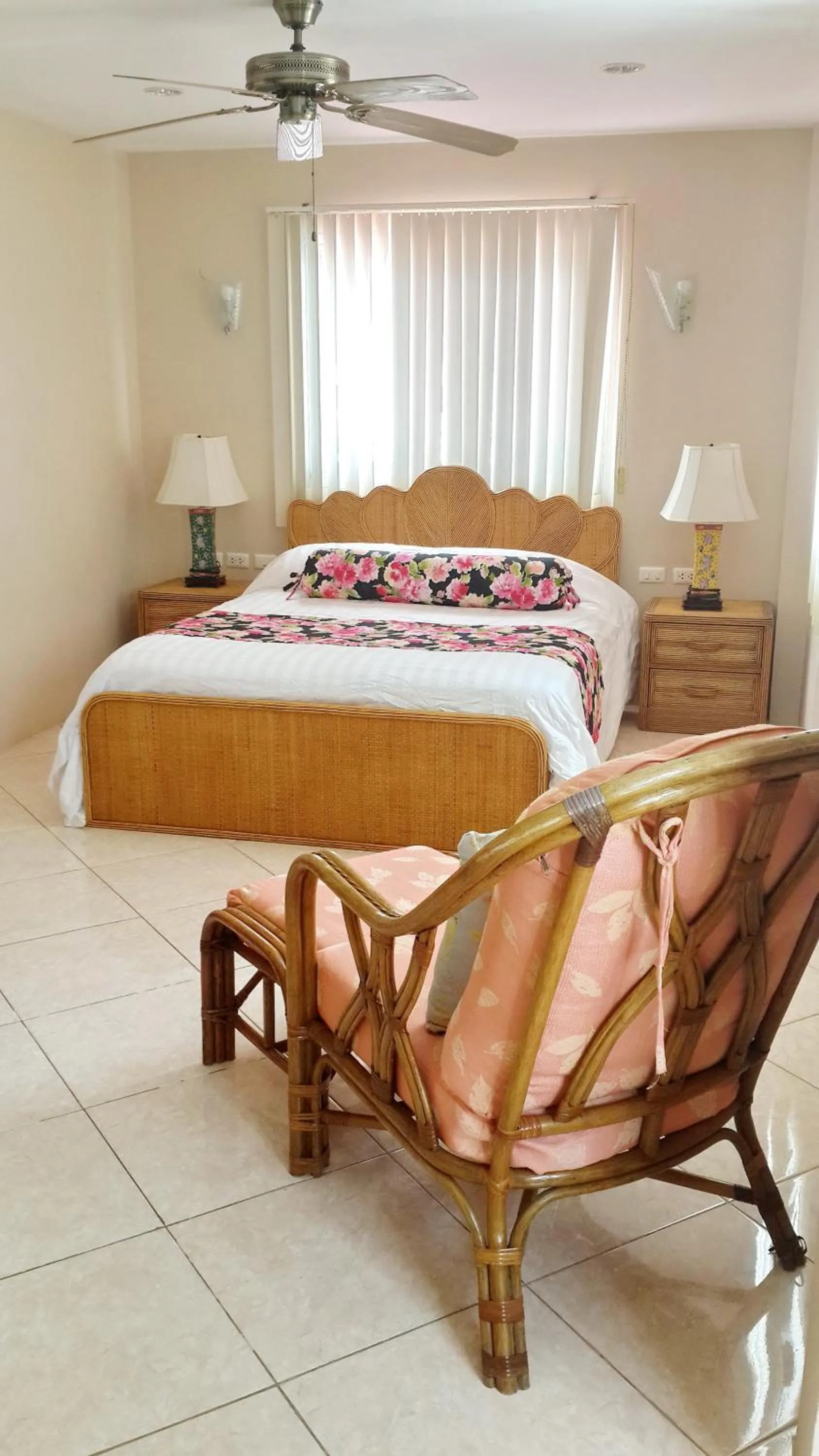 Bedroom, Bed in Butterfly Garden Boutique Residences by Luxury View SHA Extra Plus