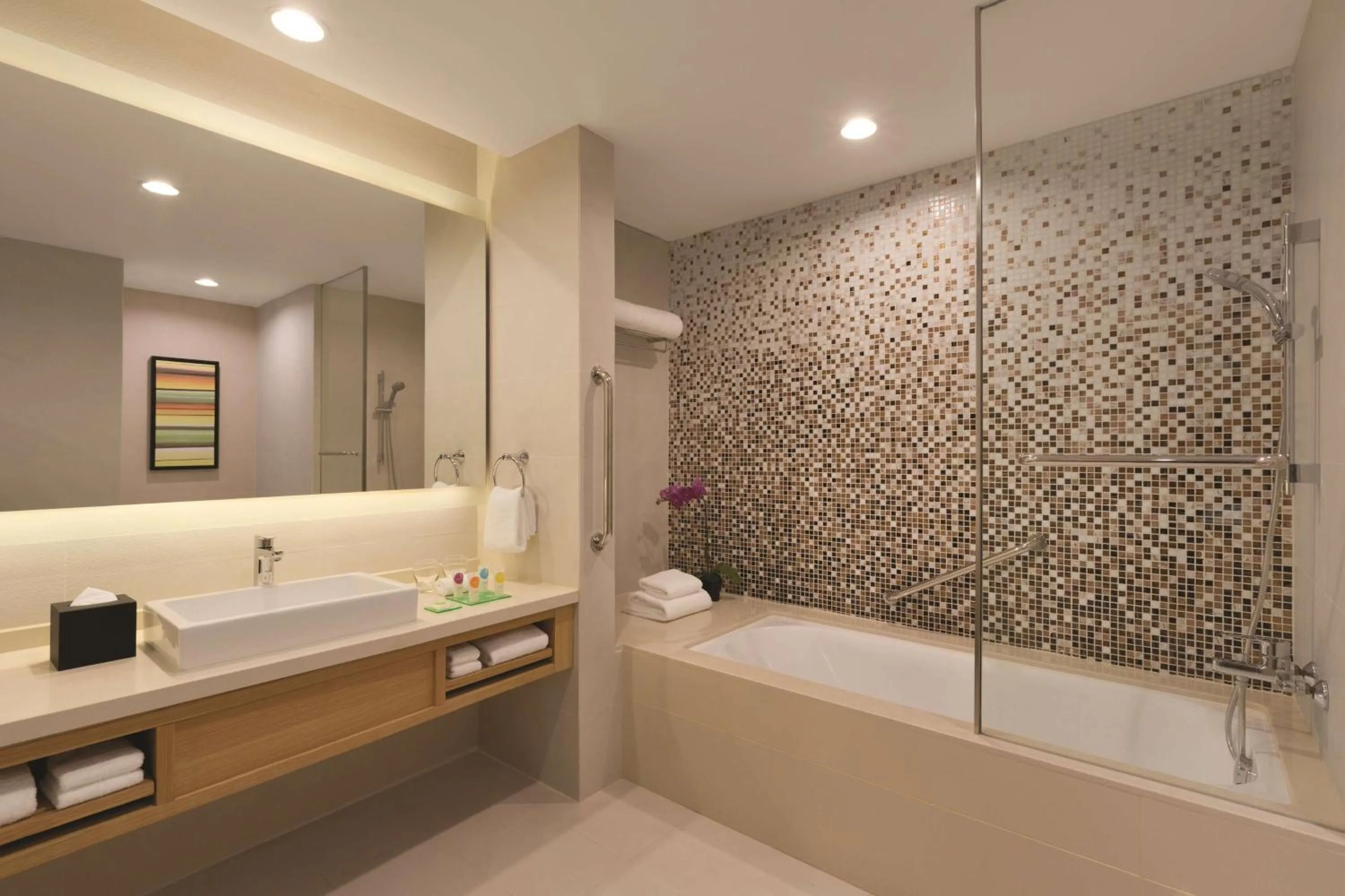 Photo of the whole room in Hyatt House Shenzhen Airport