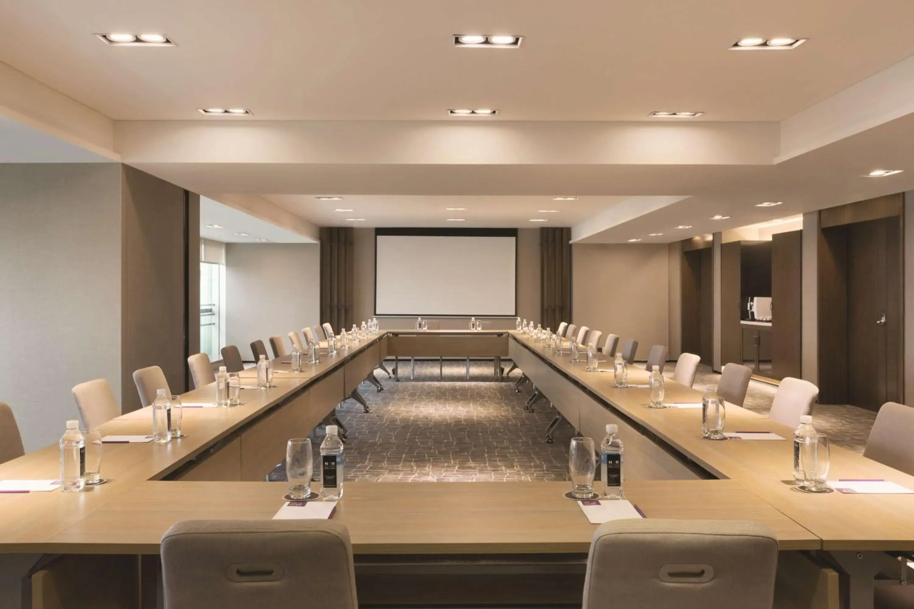 Meeting/conference room in Hyatt House Shenzhen Airport
