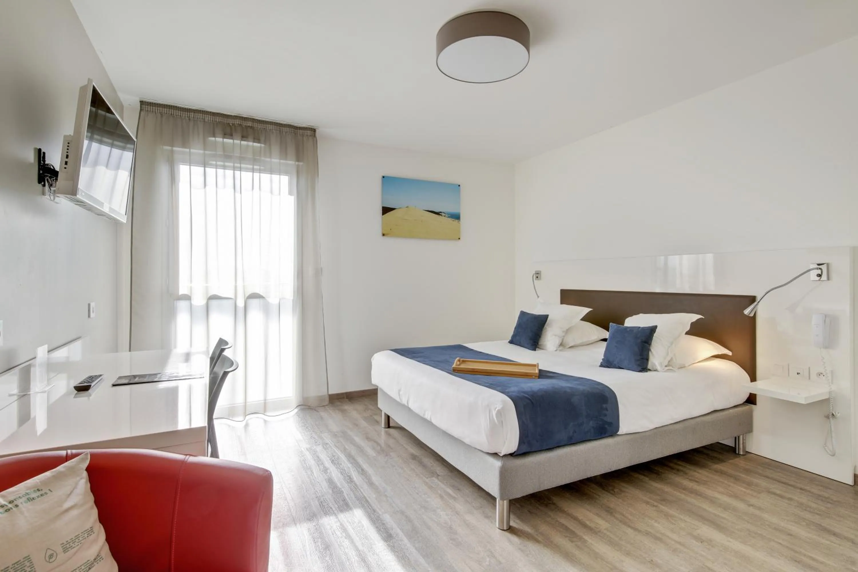 Bed in All Suites Appart Hôtel - Bordeaux - Pessac