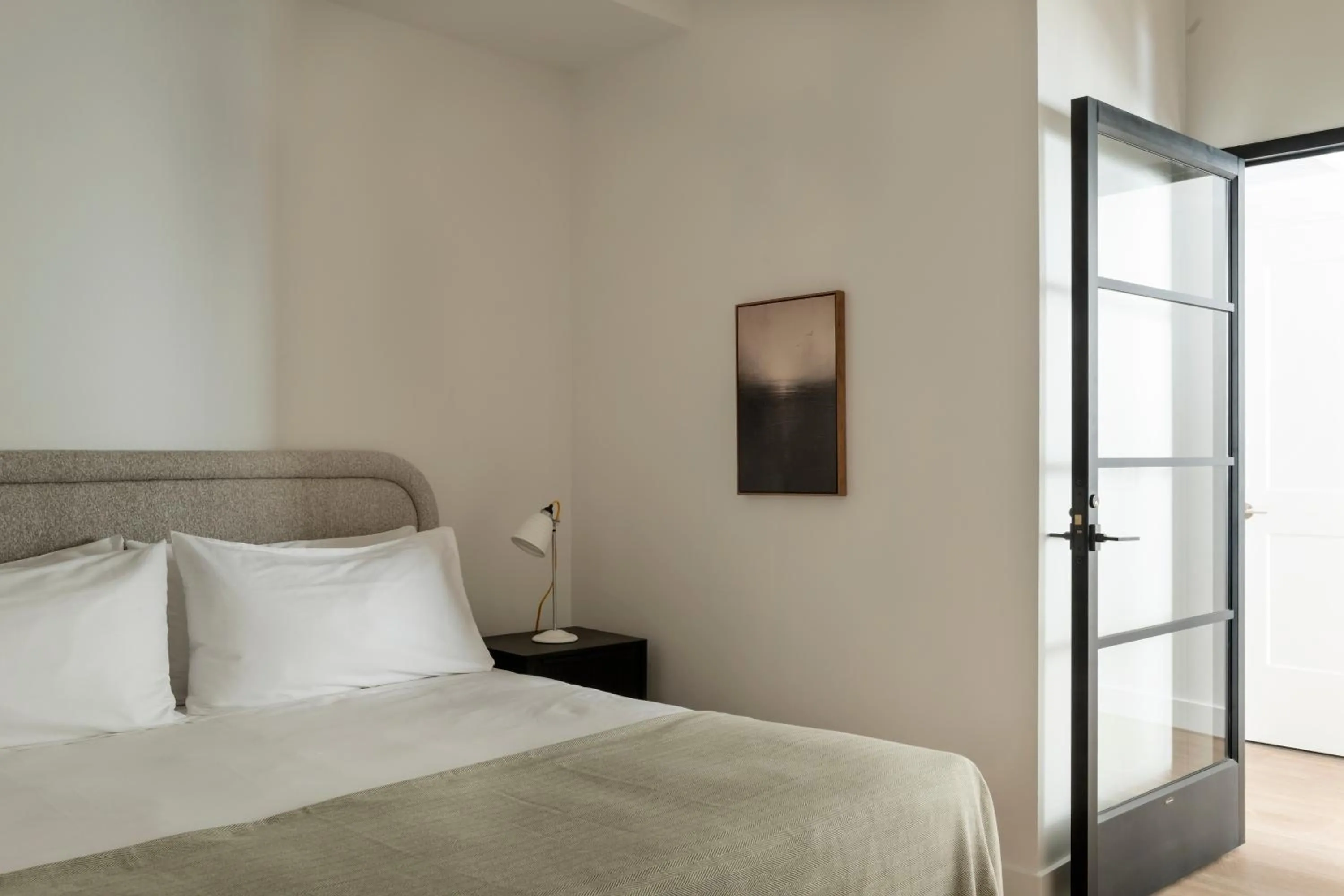 One Bedroom Standard in ROOST White House