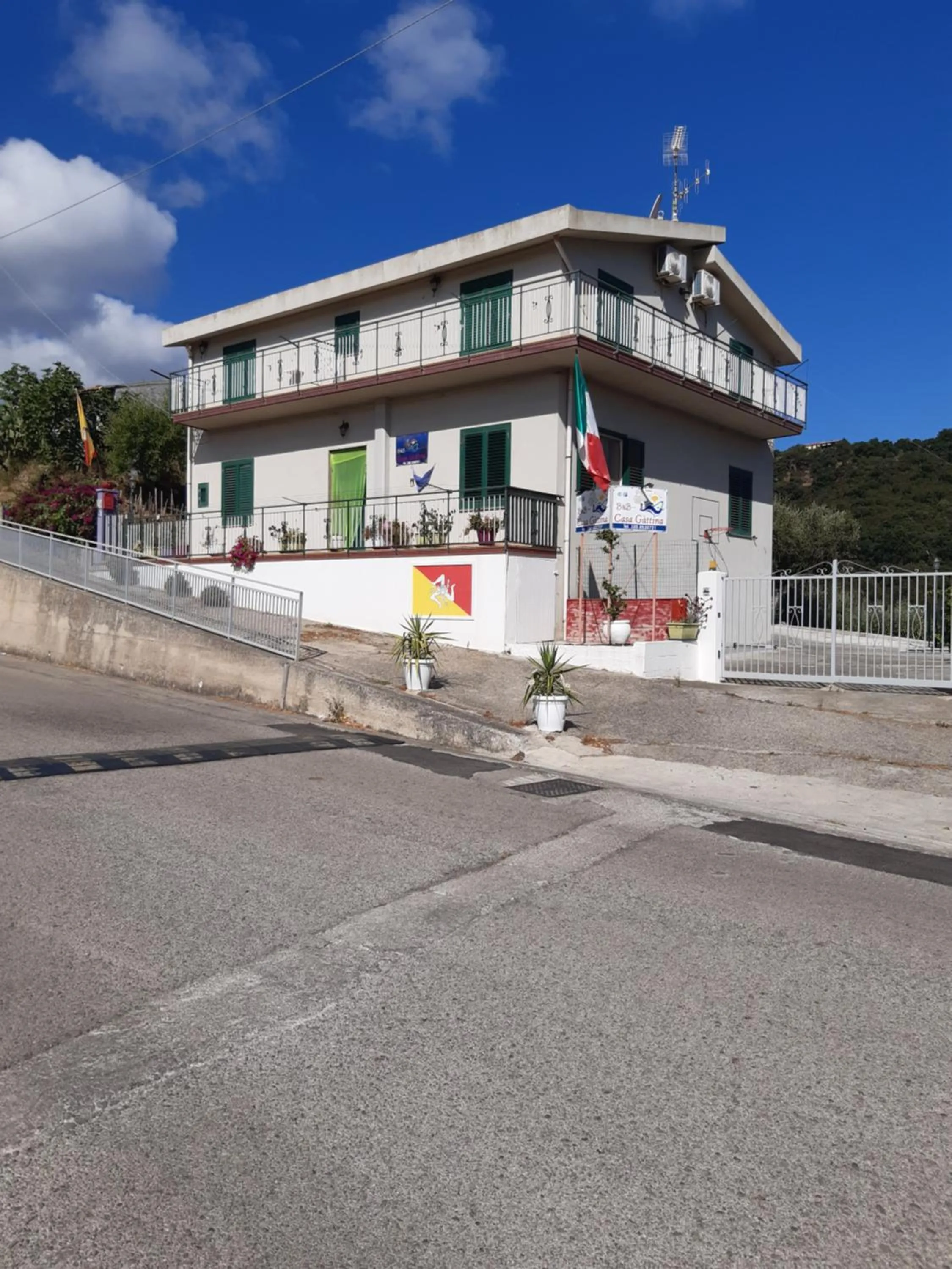 Property building in B&B Gàttina