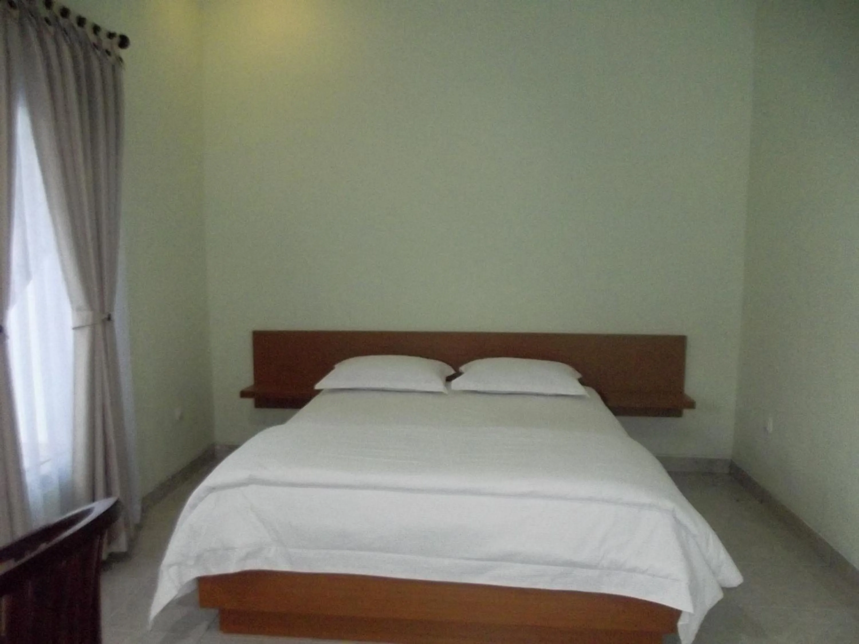 Summer, Bed in Komodo Boutique Hotel