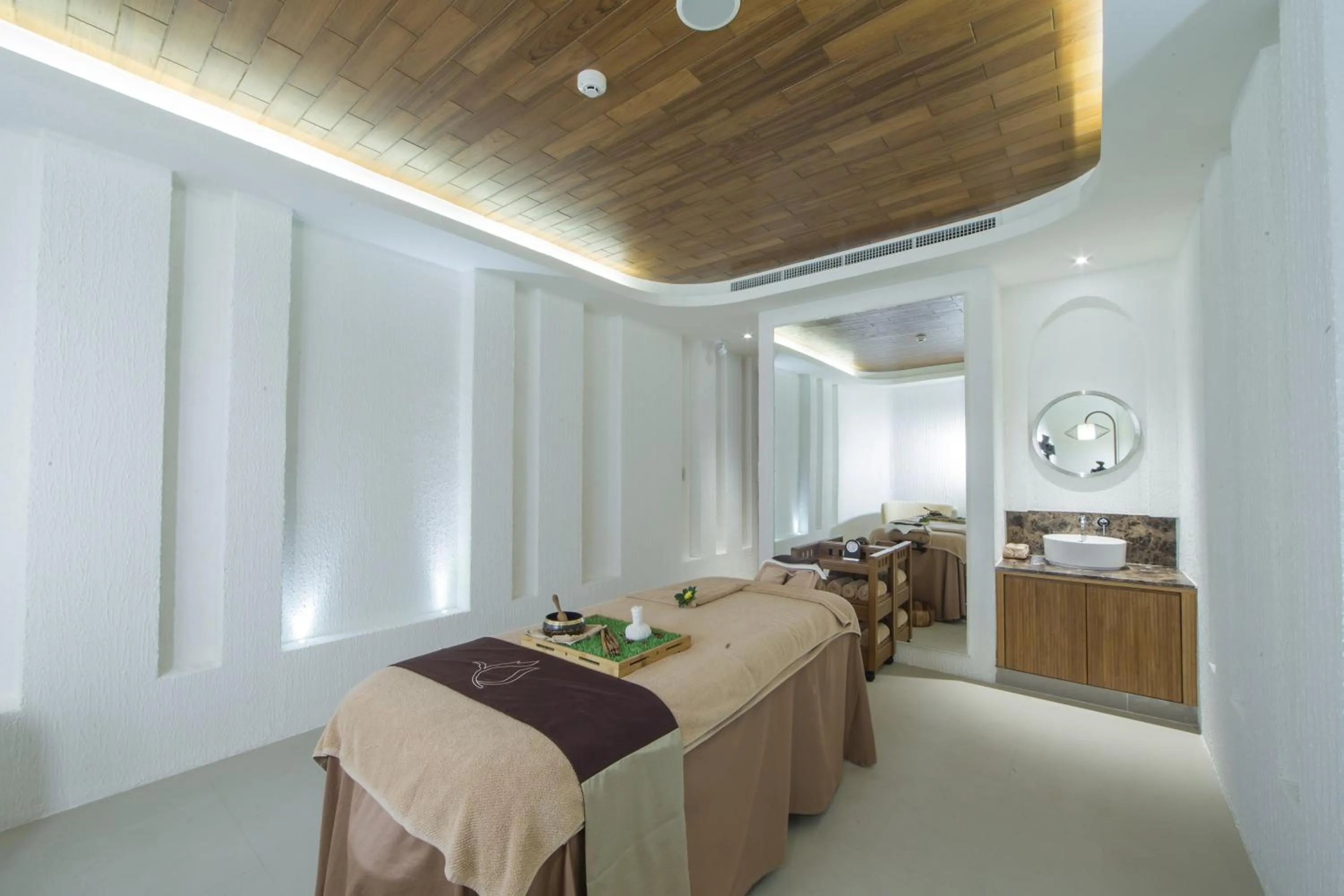 Spa and wellness centre/facilities, Bed in Centara Life Maris Resort Jomtien
