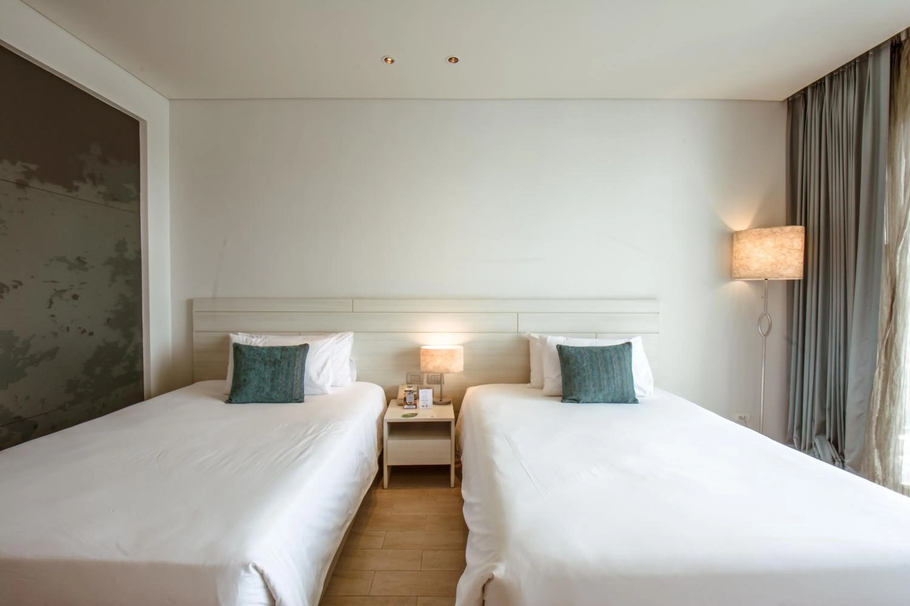 Bed in Centara Life Maris Resort Jomtien