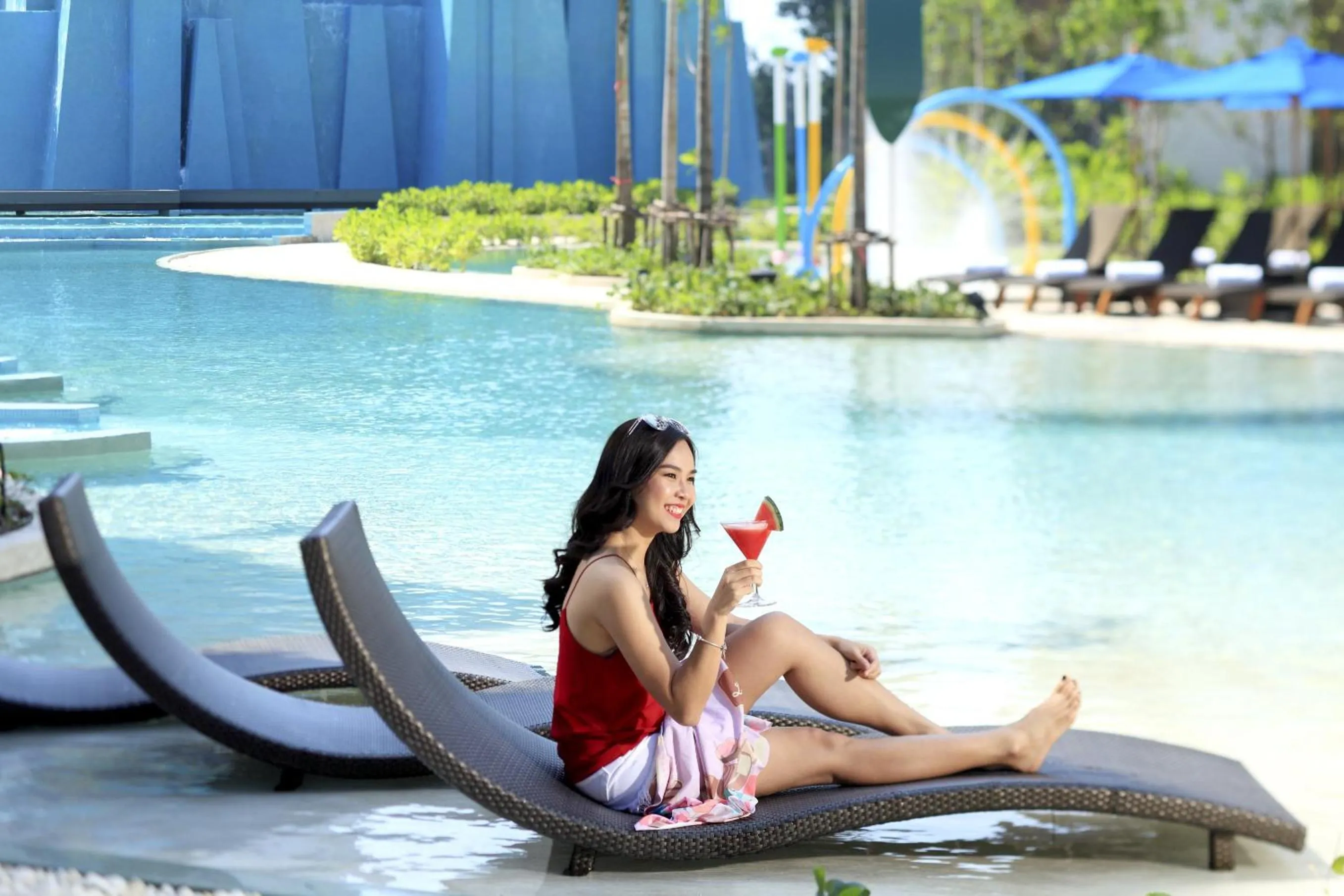 Swimming pool in Centara Life Maris Resort Jomtien