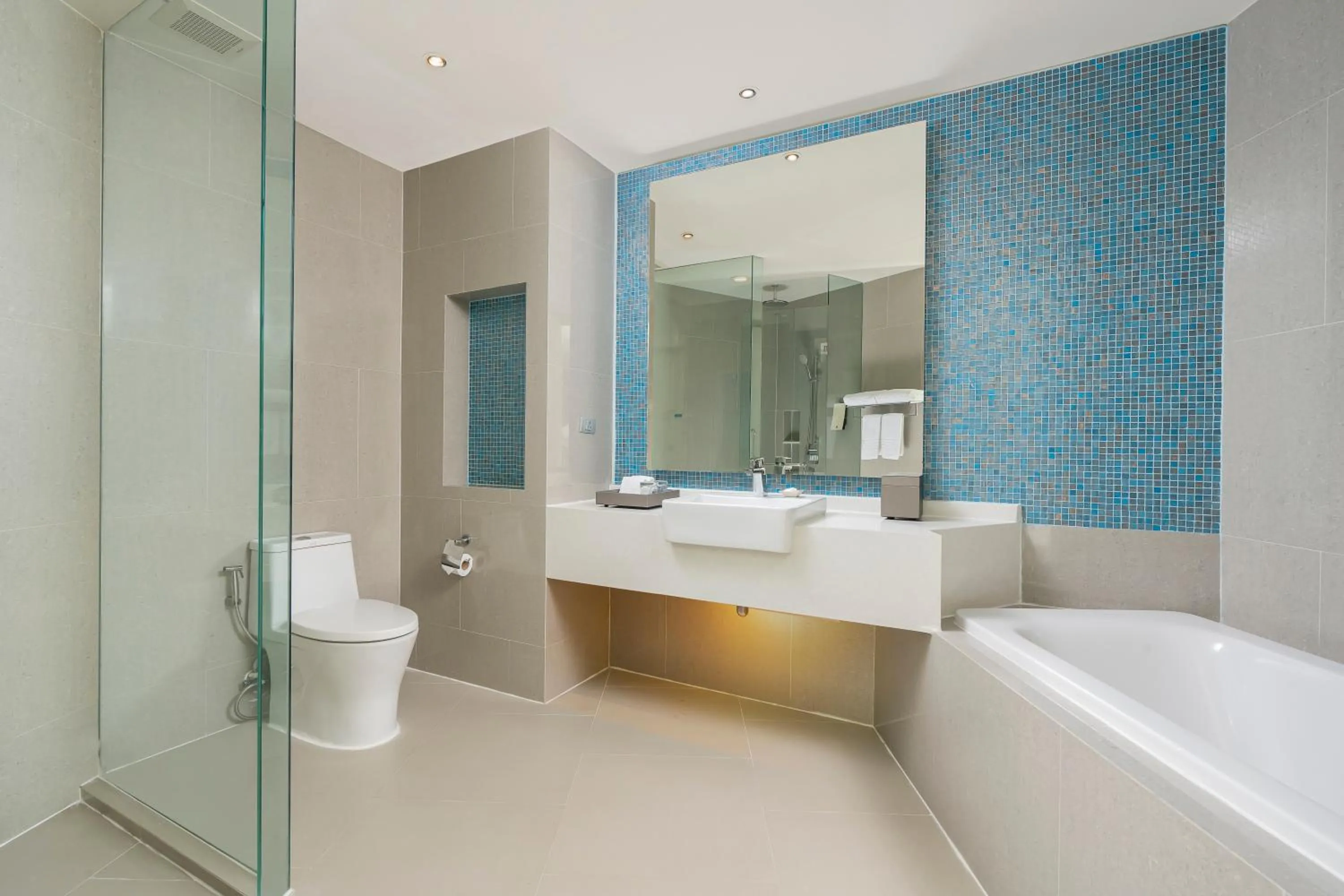 Bathroom in Centara Life Maris Resort Jomtien