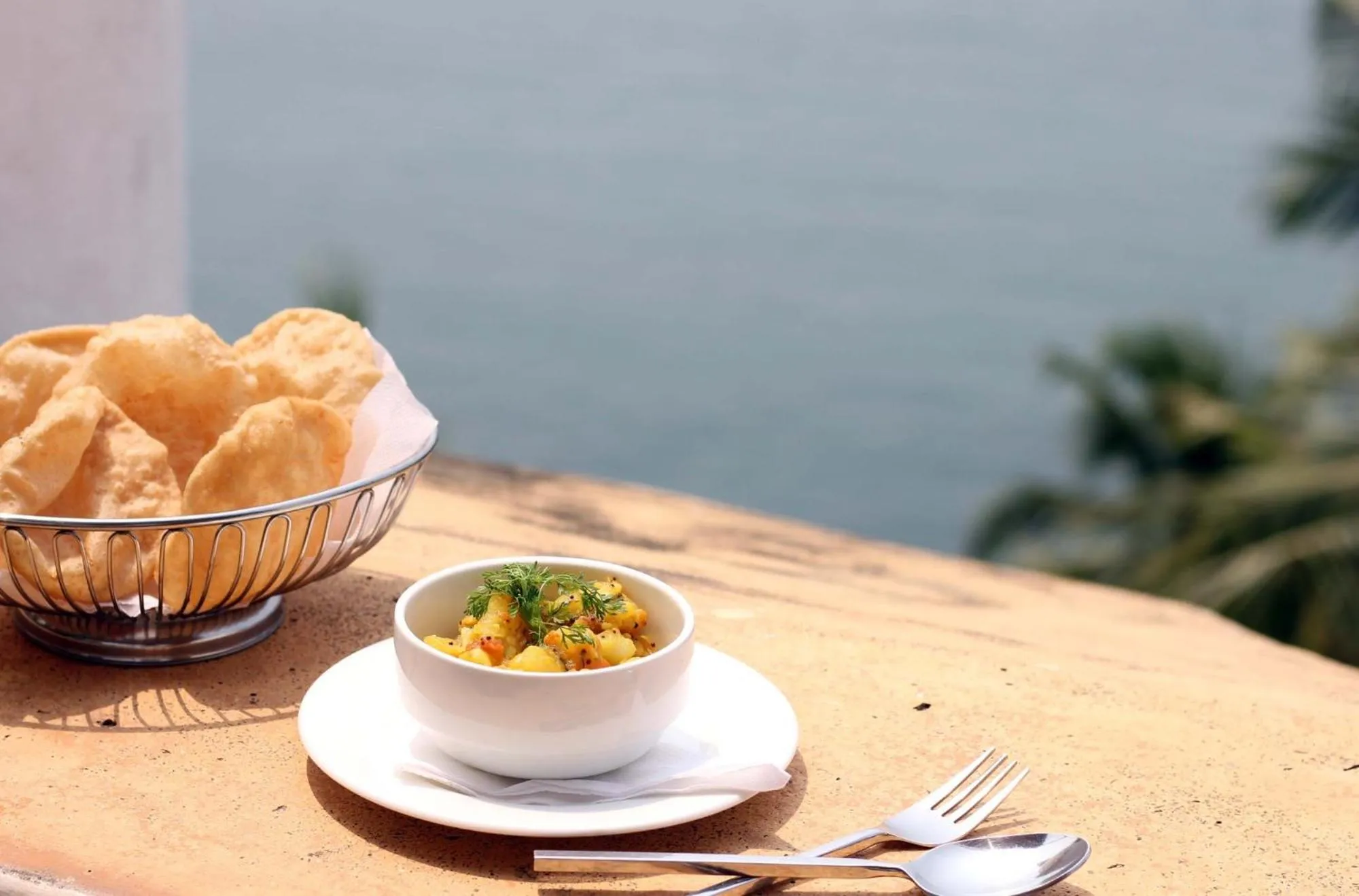 Food and drinks in Fort Tiracol Goa