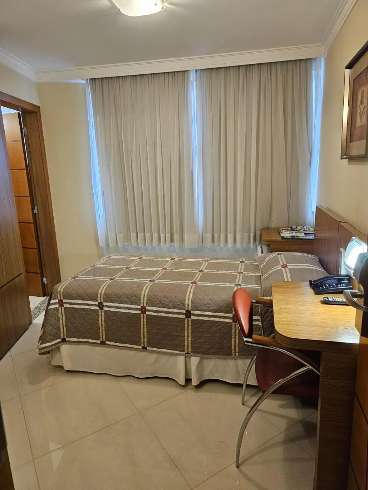 Bed in Barbur Center Hotel